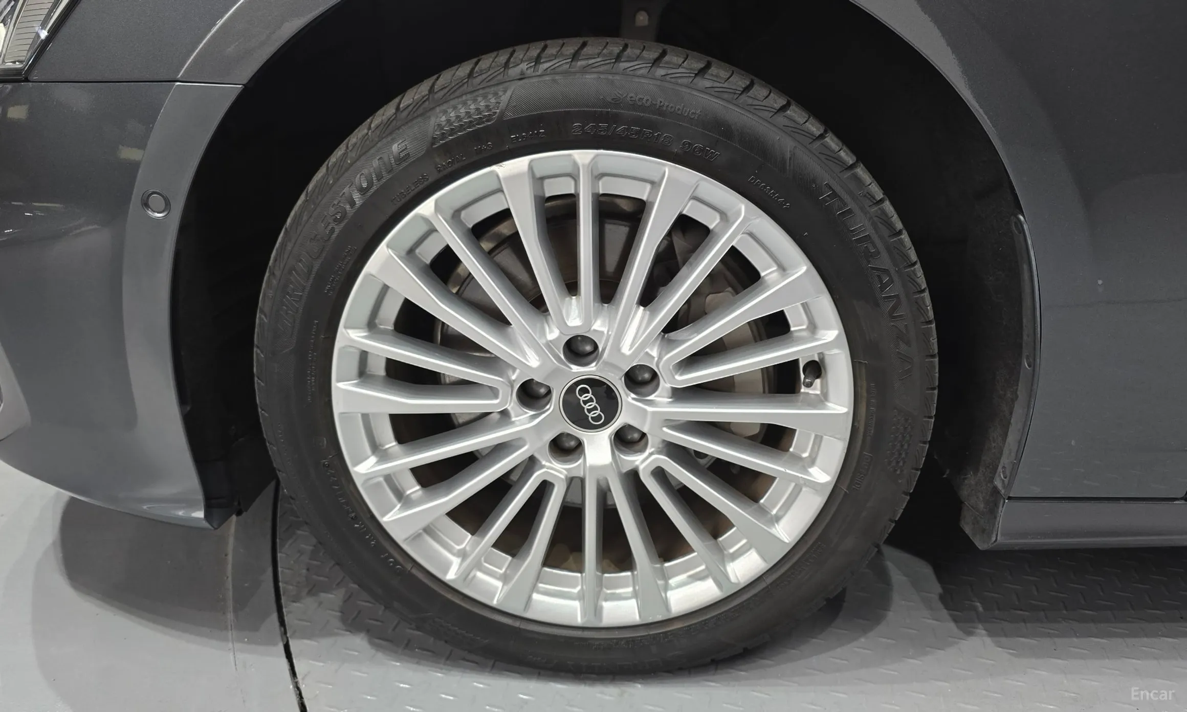 Audi A6 (C8) превью 5