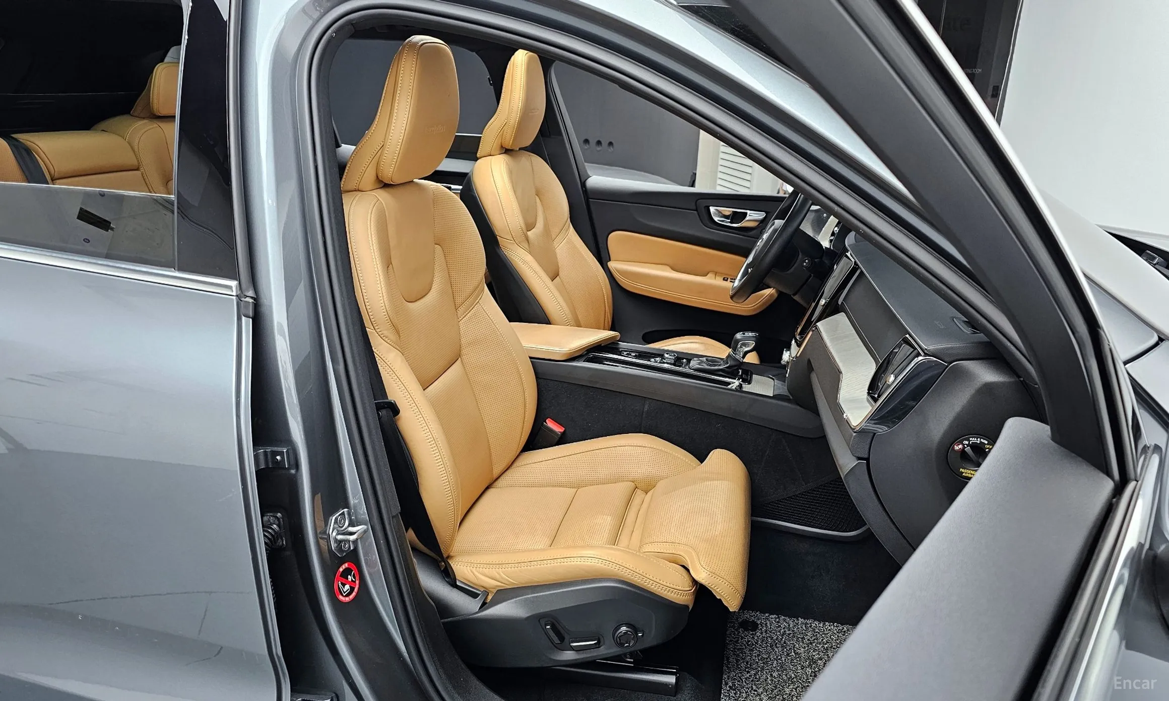 Volvo XC60 Gen 2 превью 12