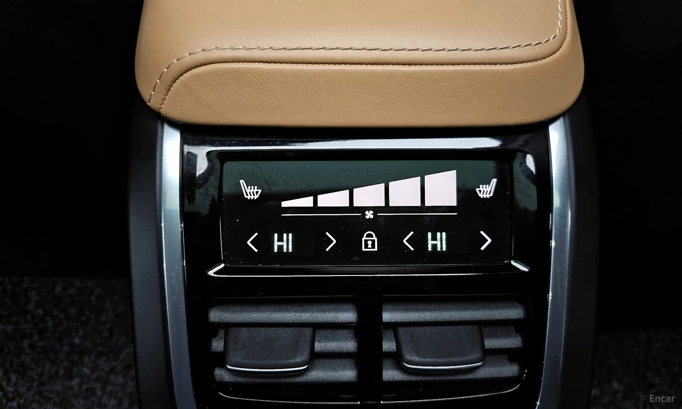 Volvo XC60 Gen 2 превью 17