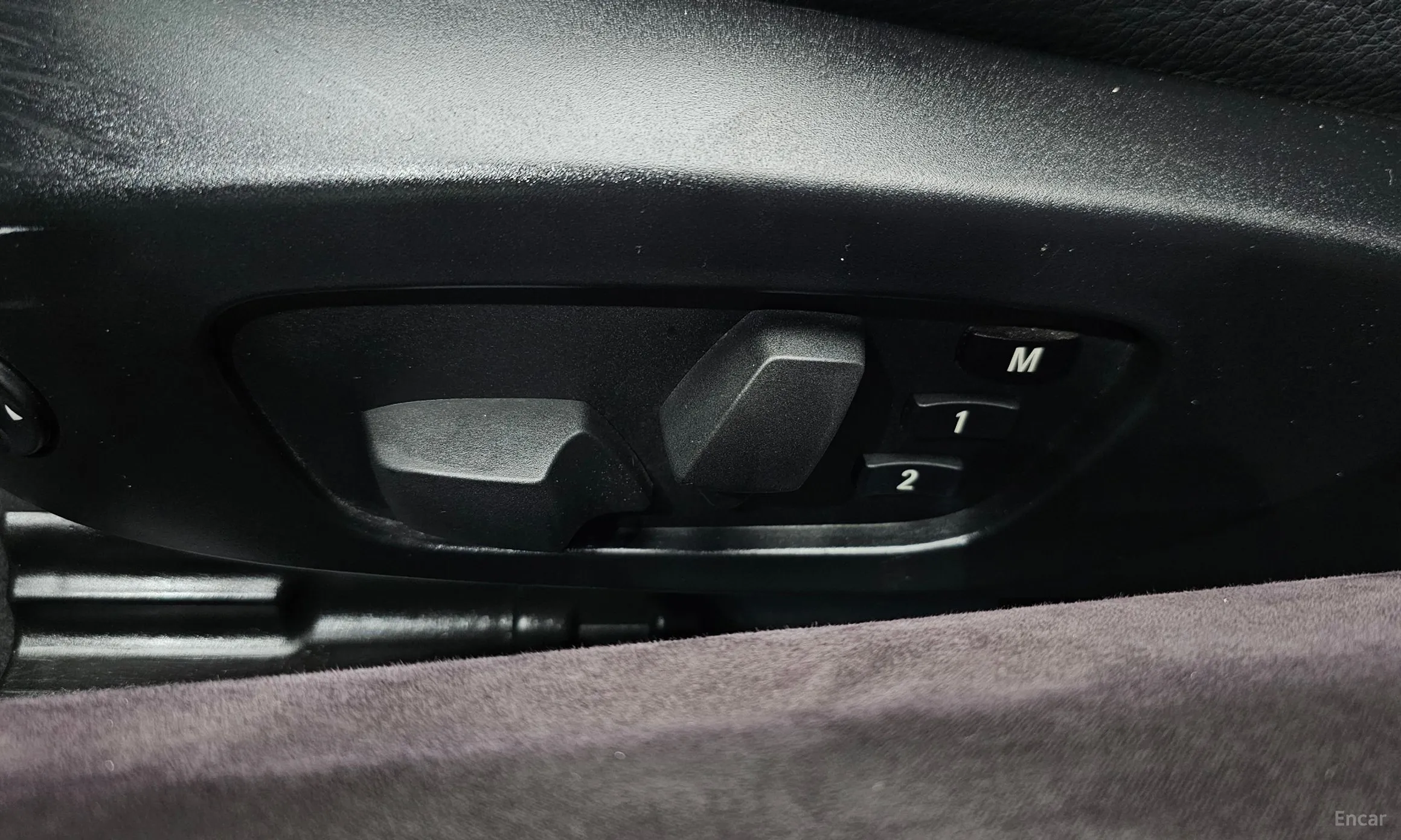 BMW 3 Series (E90) превью 19