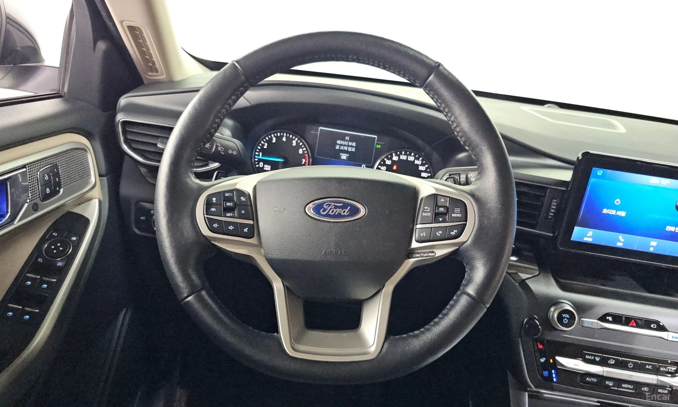 Ford Explorer 6th Generation превью 13