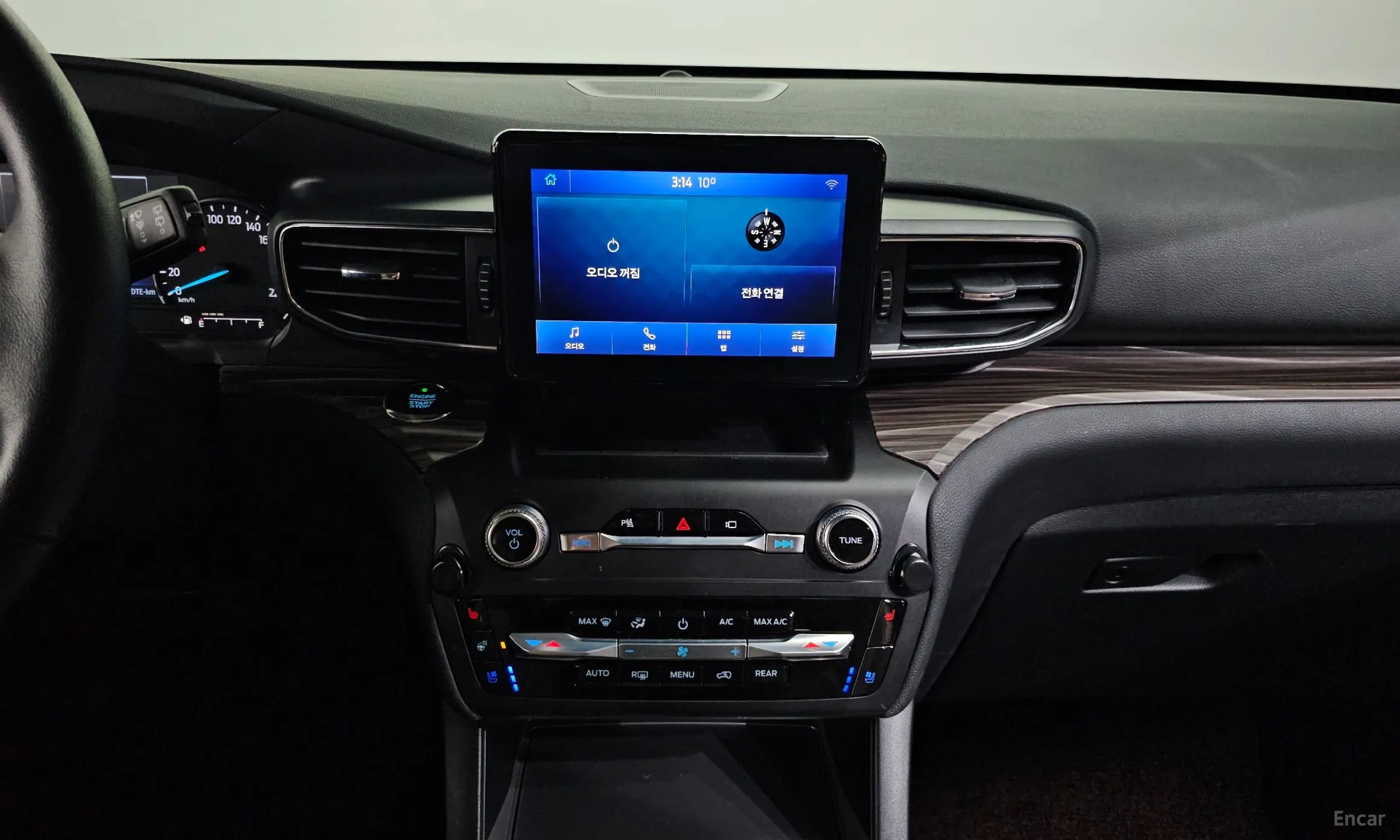 Ford Explorer 6th Generation превью 14