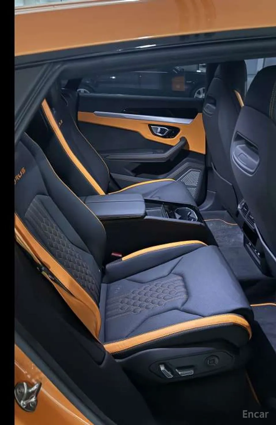 Lamborghini Urus превью 7