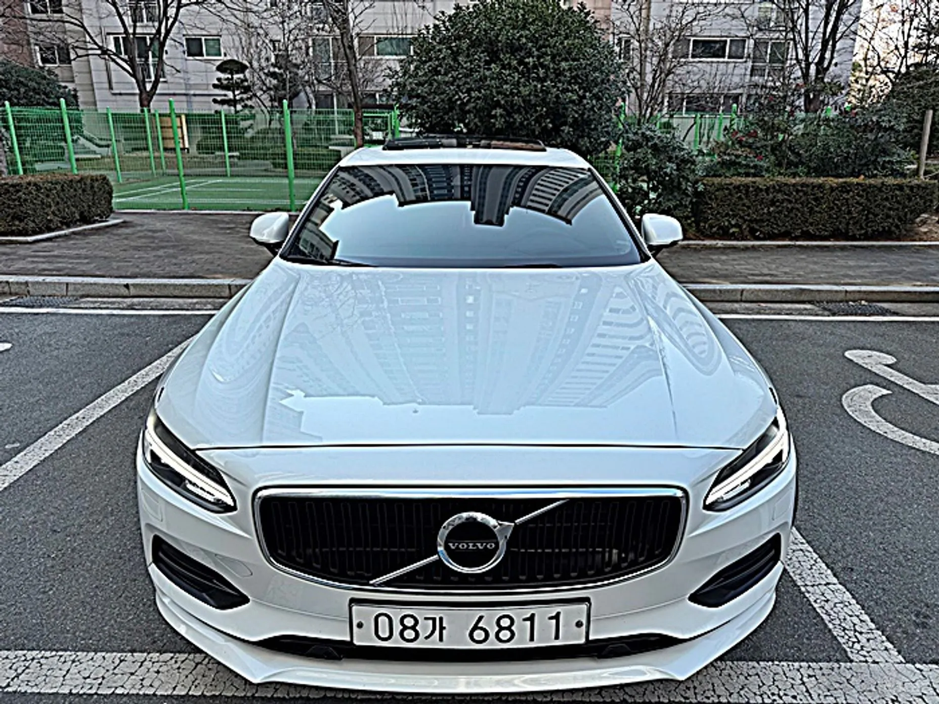 Volvo S90 превью 3