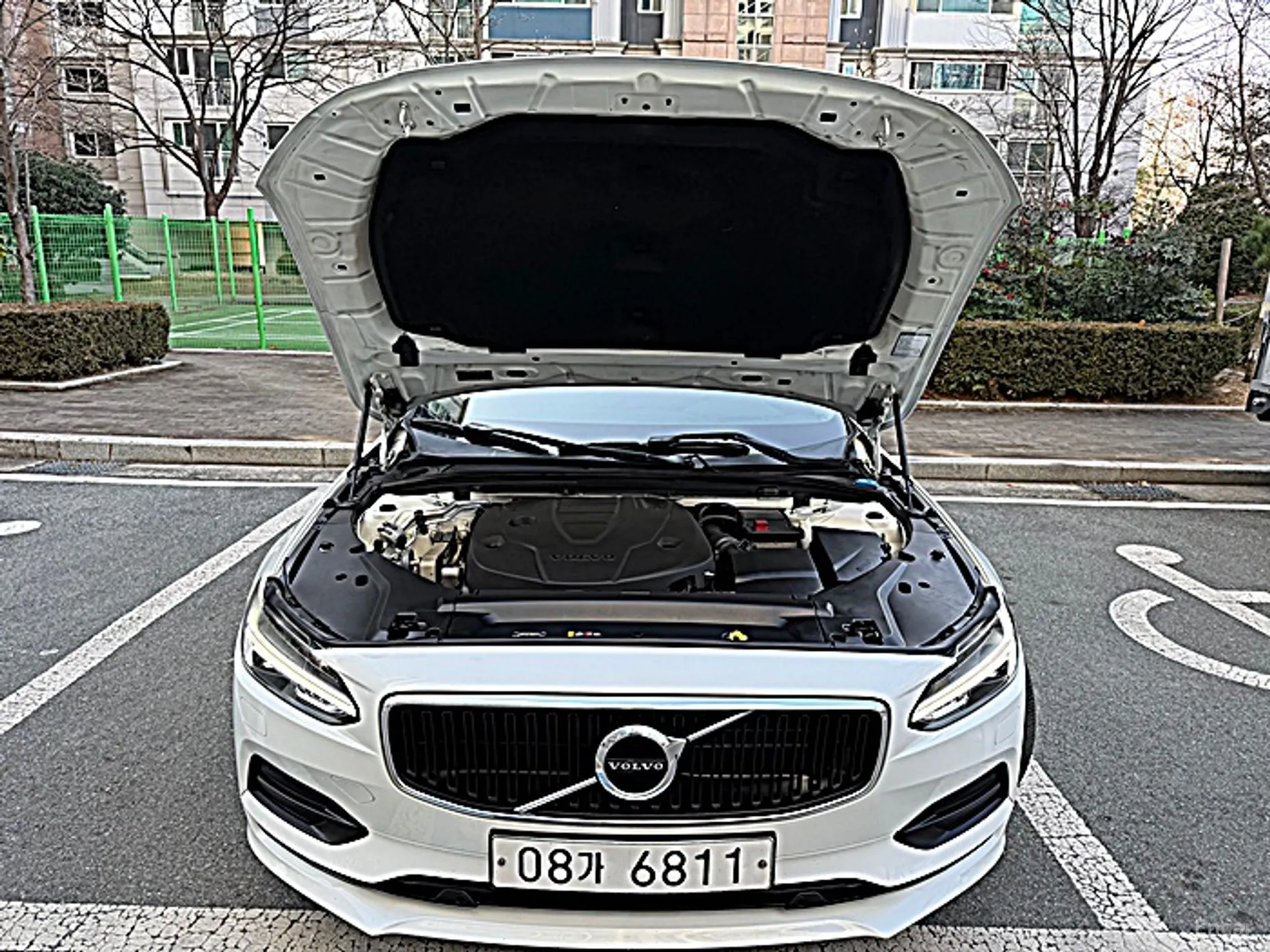 Volvo S90 превью 6
