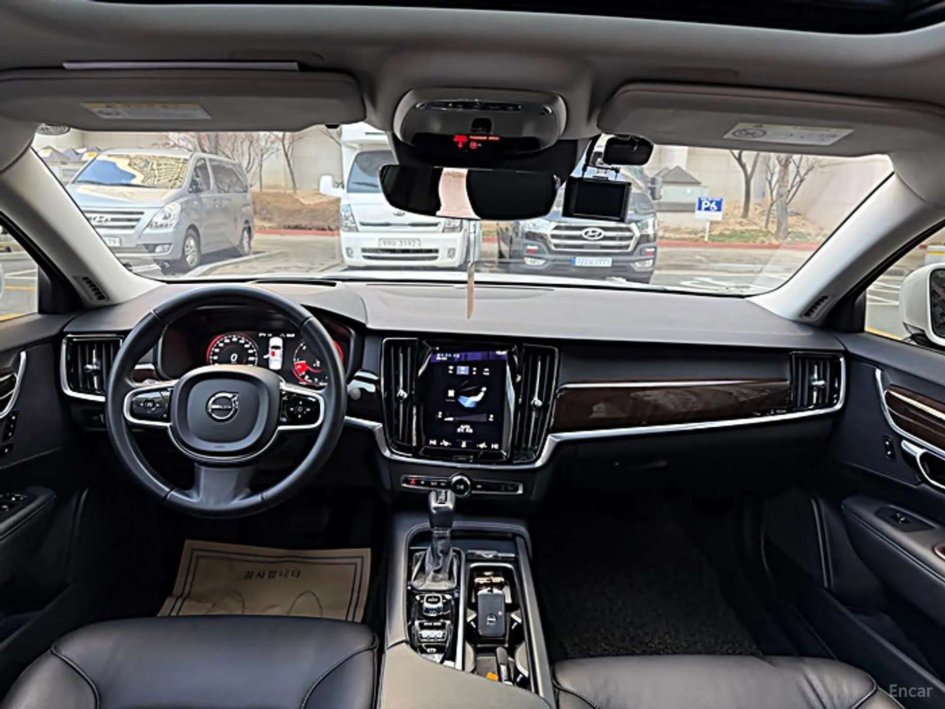 Volvo S90 превью 7