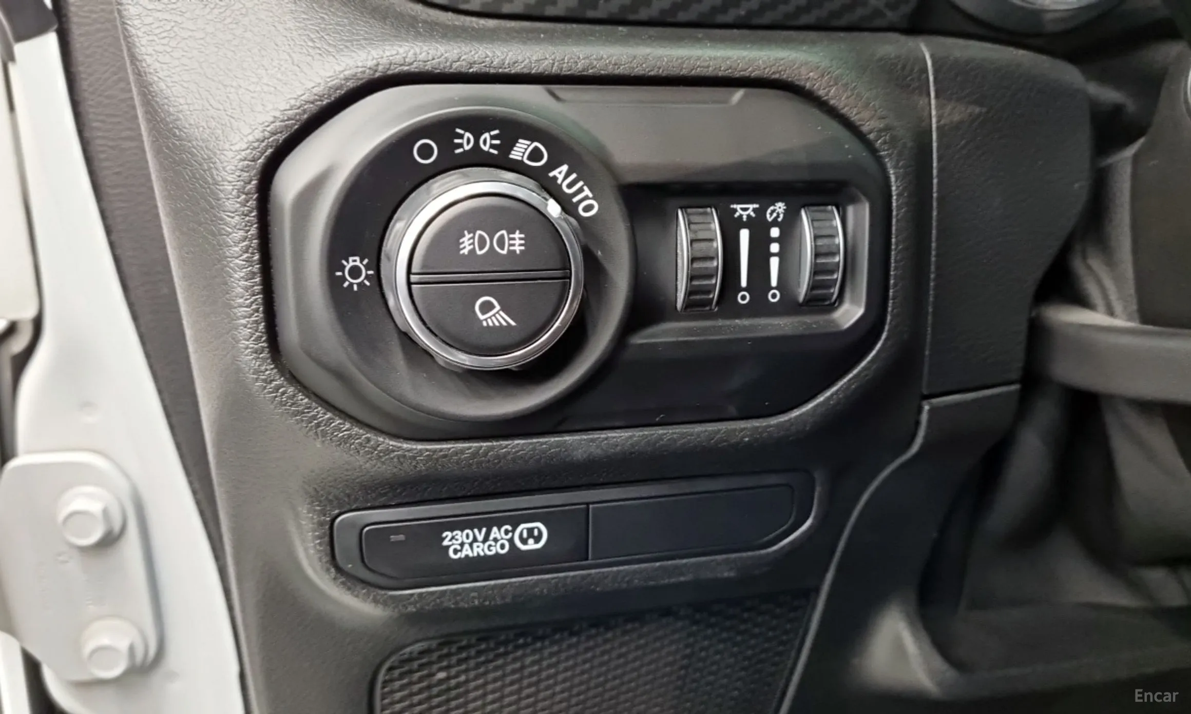 Jeep Gladiator (JT) превью 14