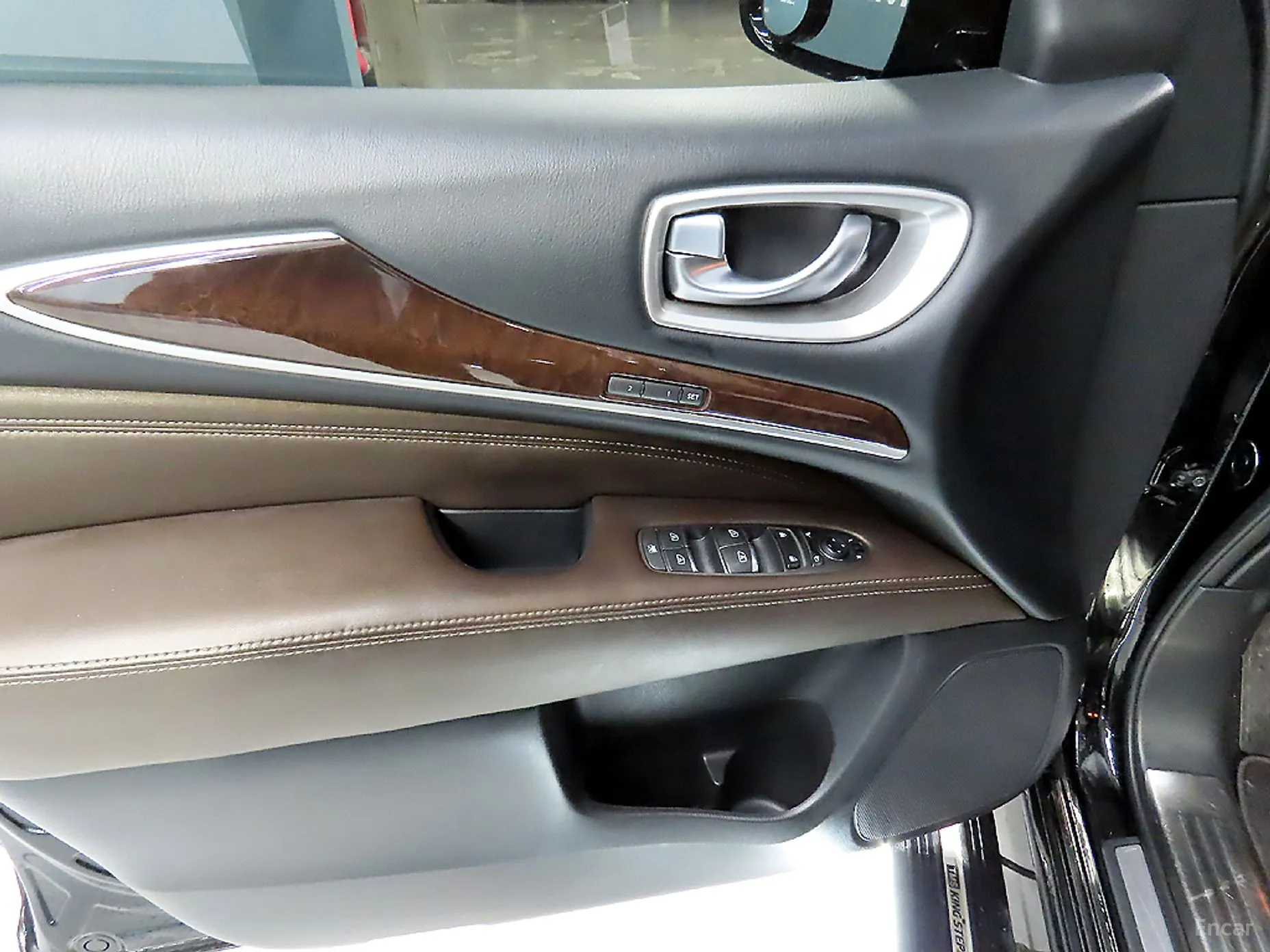 Infiniti QX60 превью 15