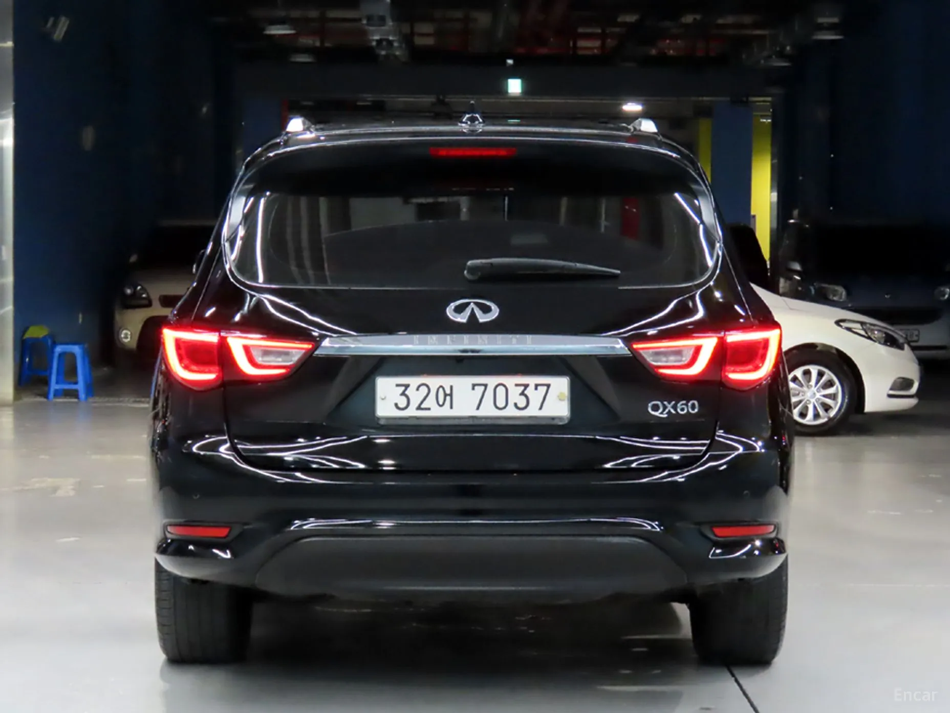 Infiniti QX60 превью 3
