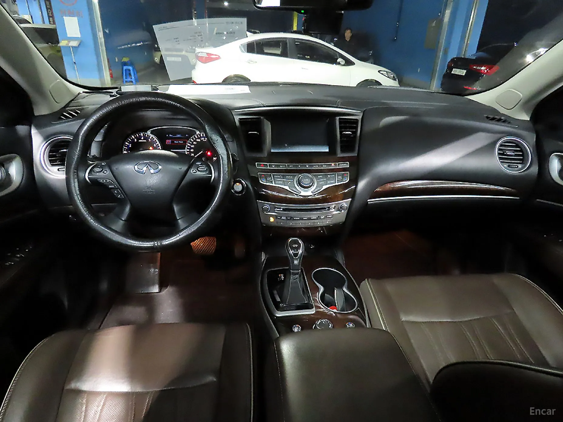 Infiniti QX60 превью 5