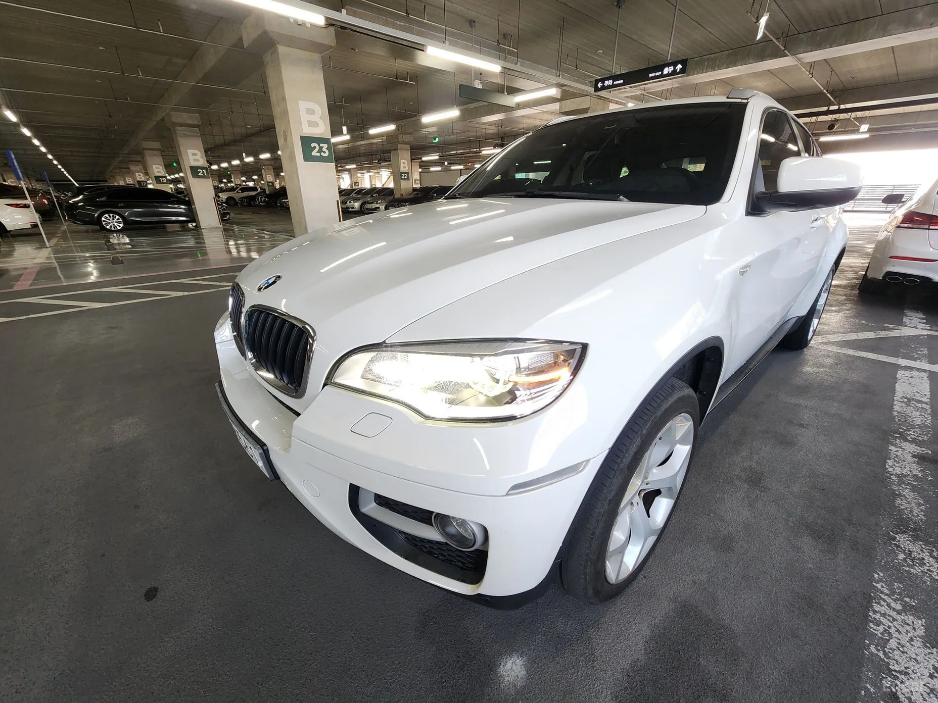 BMW X6 (E71) превью 8