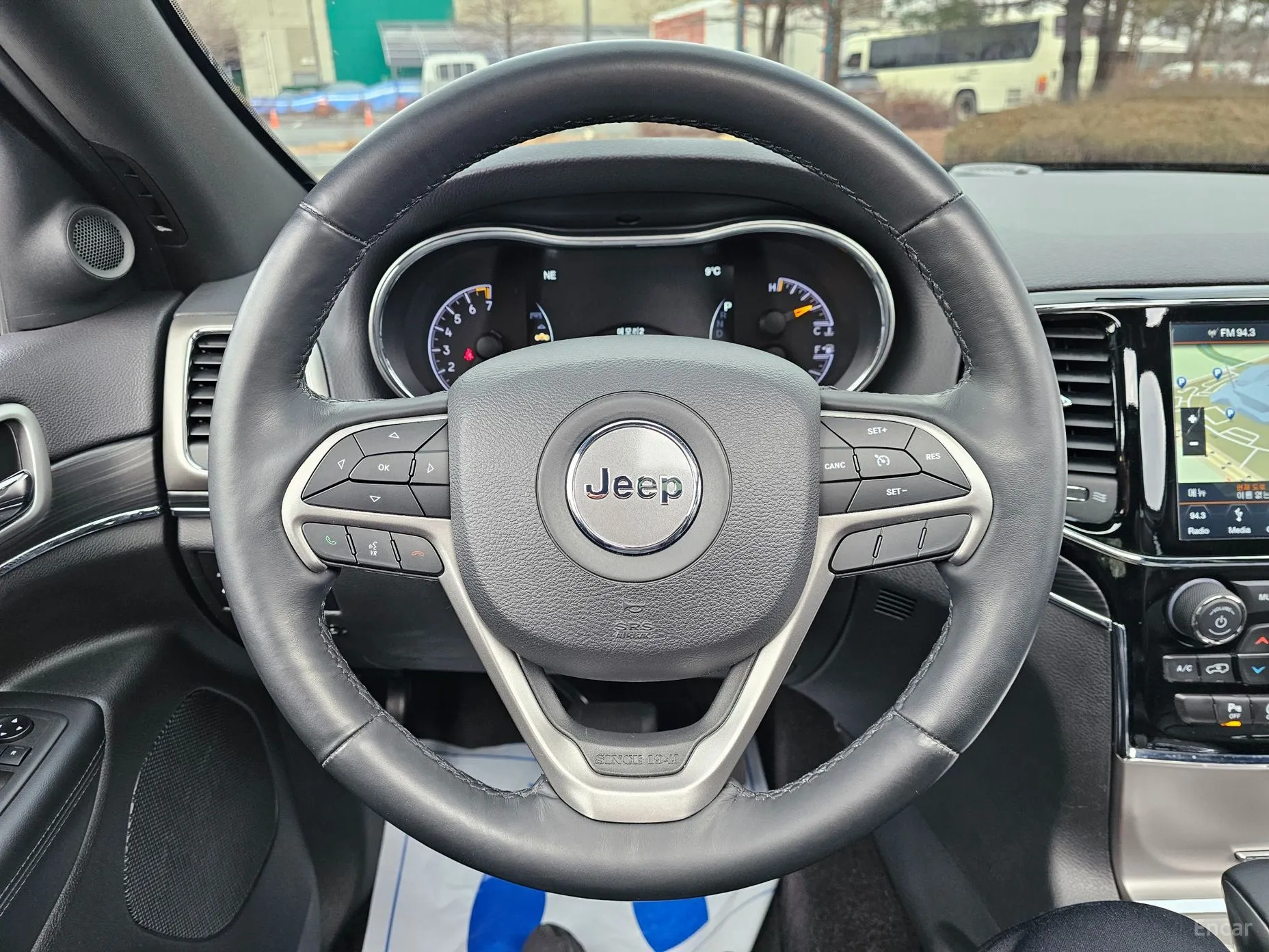 Jeep Grand Cherokee превью 9