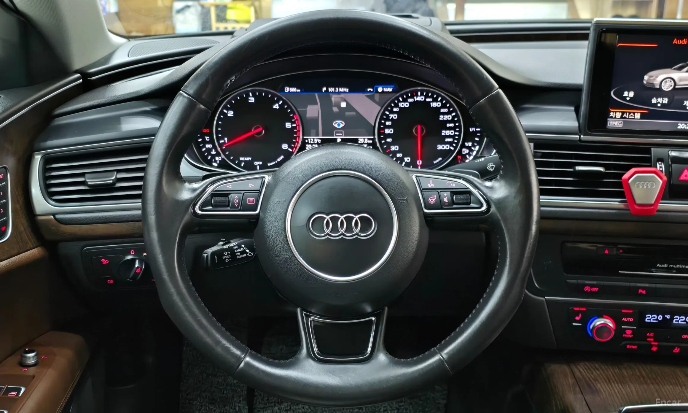 Audi A7 превью 10