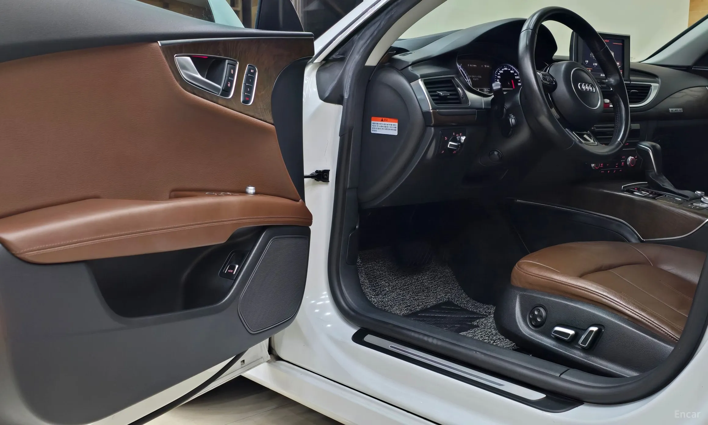 Audi A7 превью 14