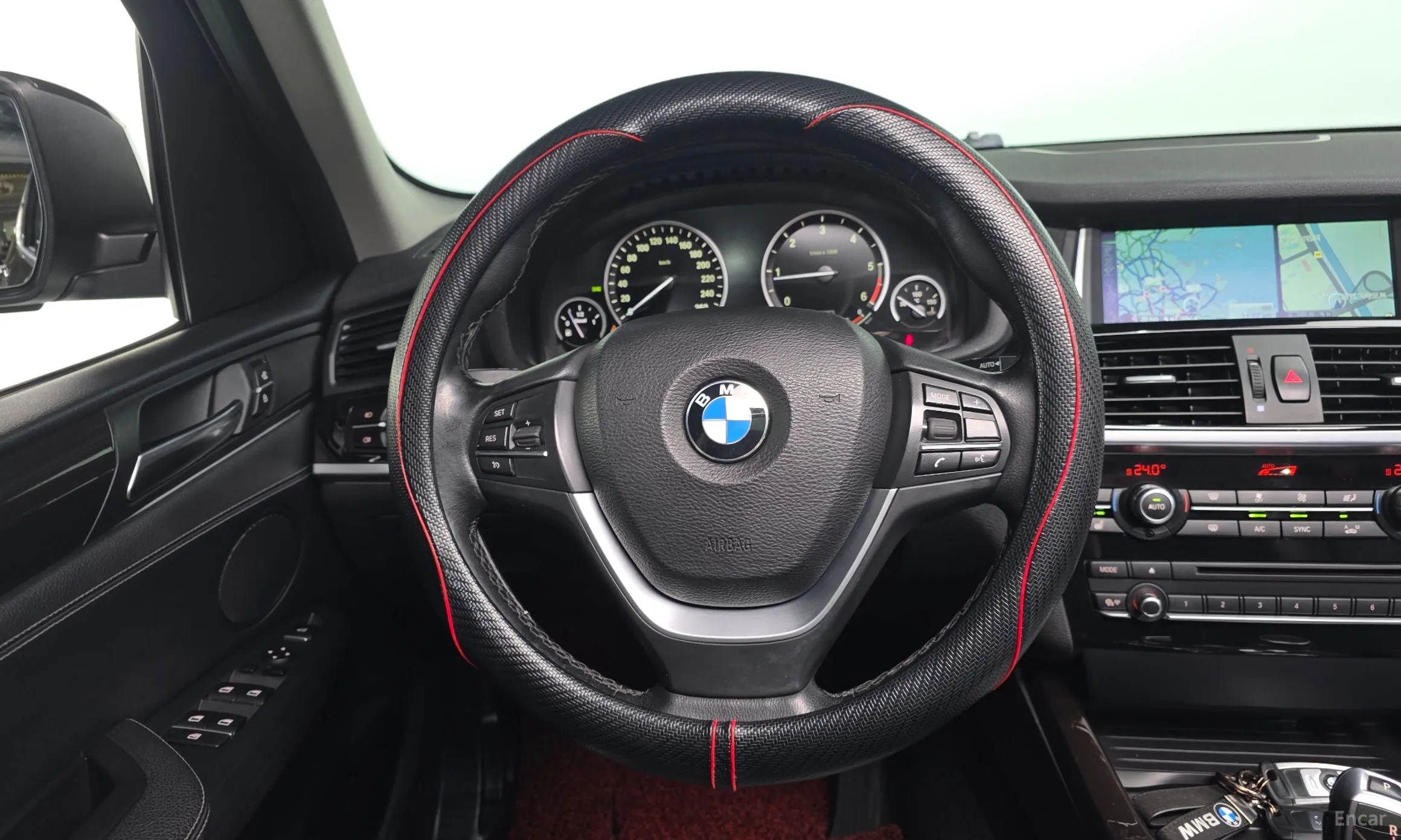 BMW X3 (F25) превью 13