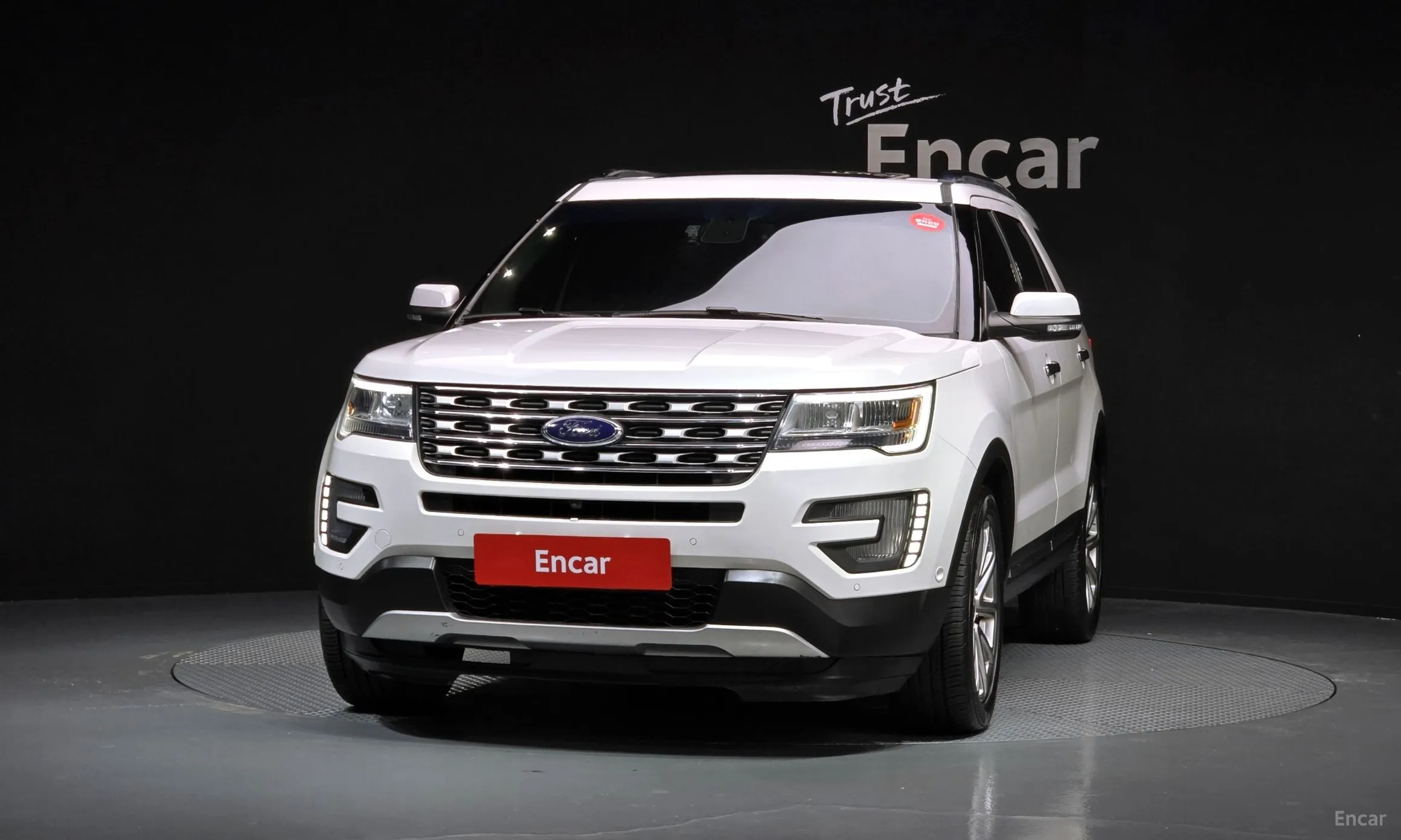 Ford Explorer превью 3