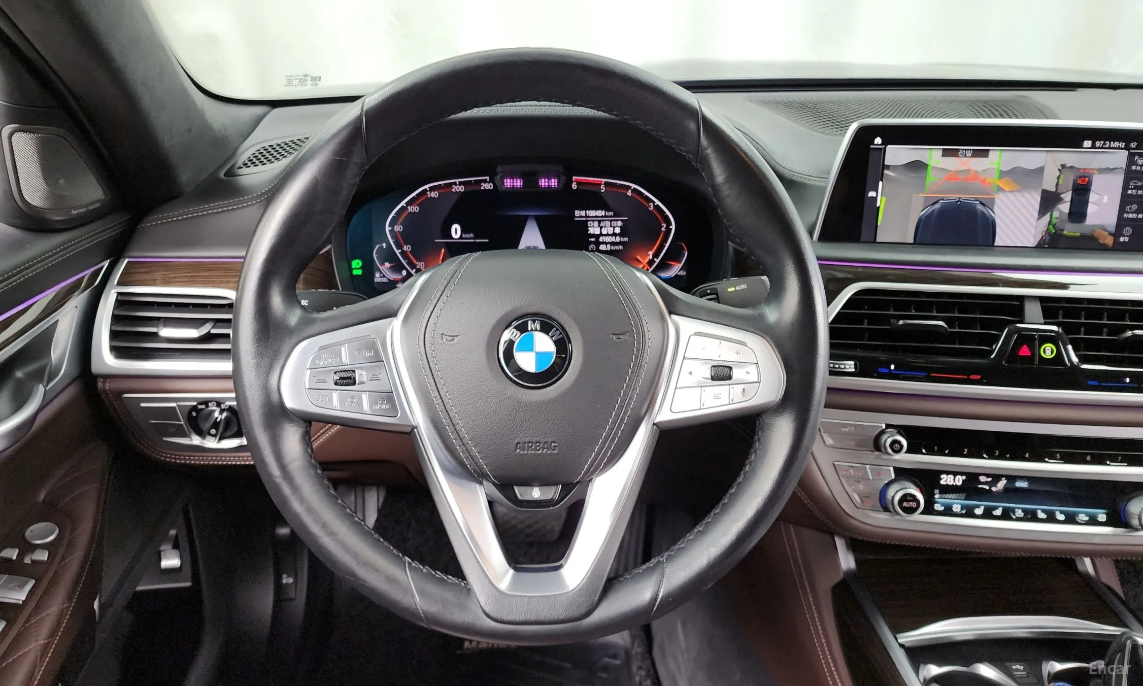 BMW 7 Series (G11) превью 13