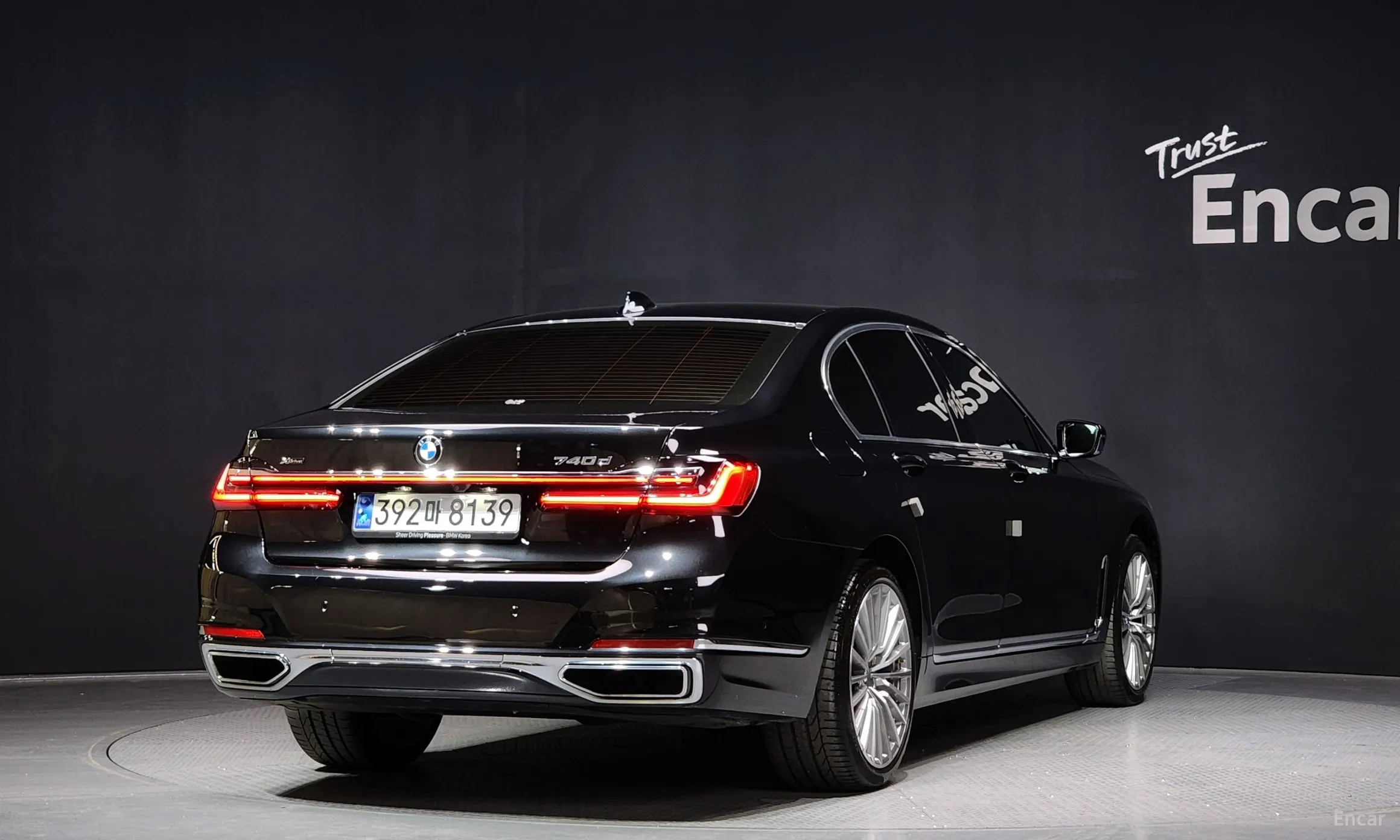 BMW 7 Series (G11)