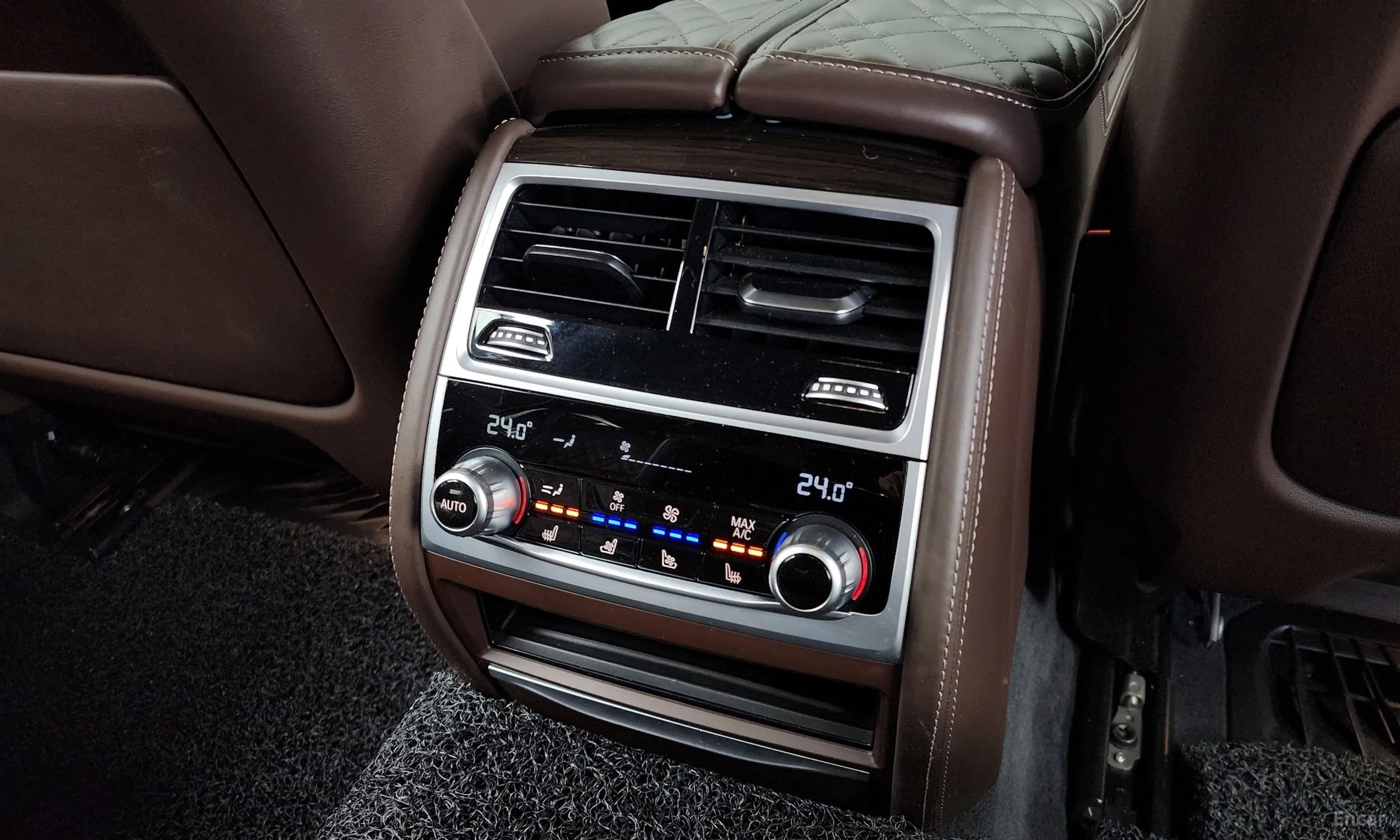 BMW 7 Series (G11) превью 19