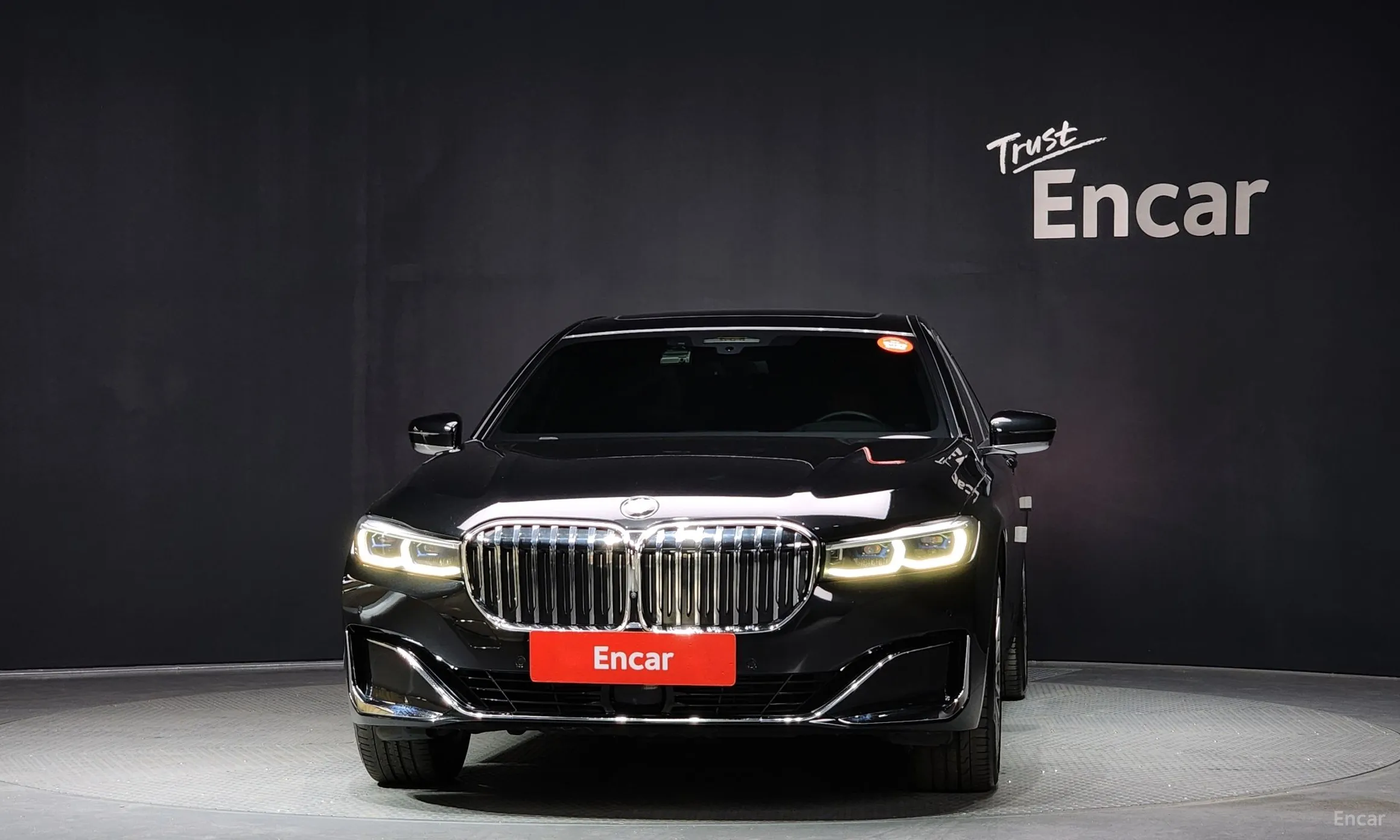 BMW 7 Series (G11) превью 3