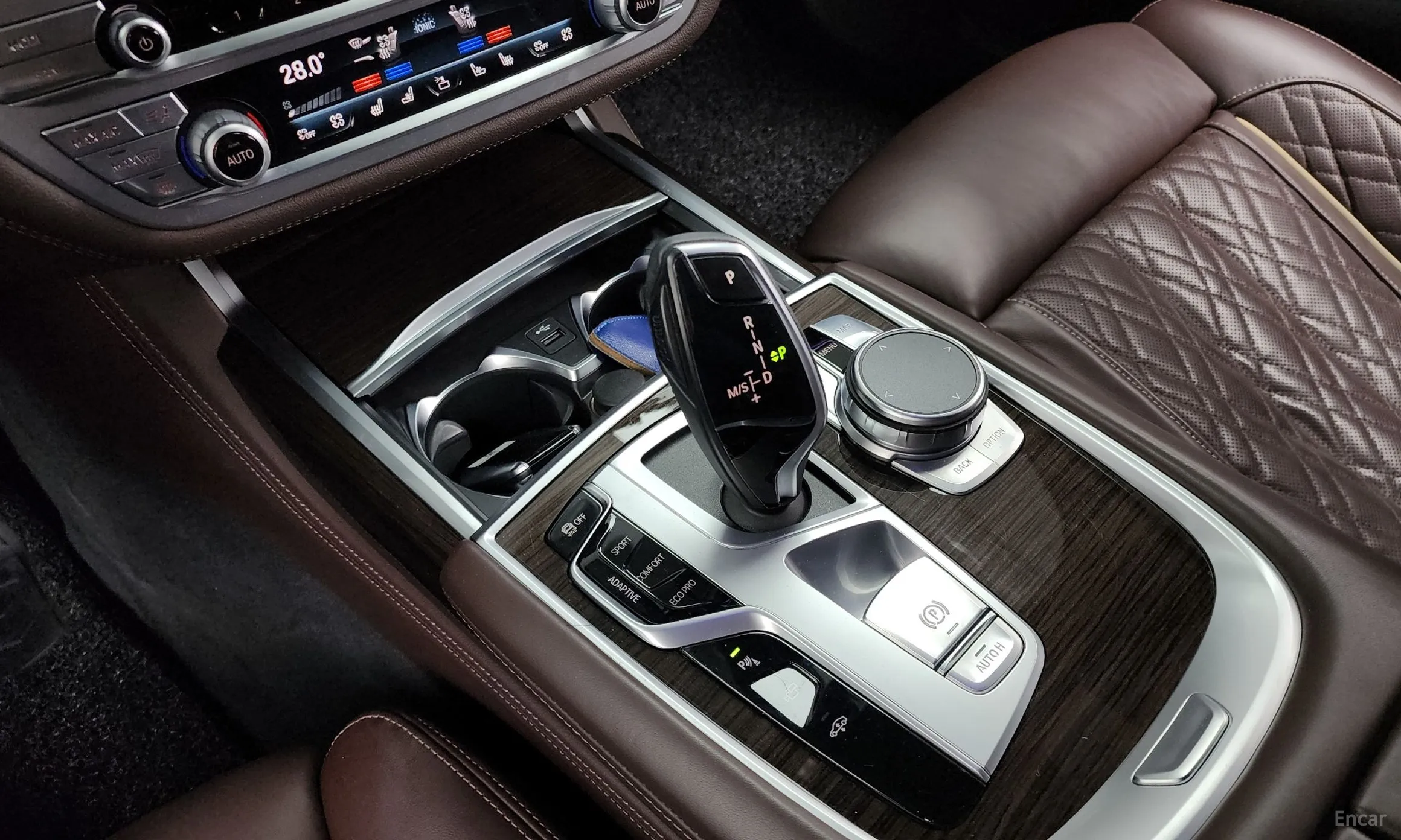 BMW 7 Series (G11) превью 9