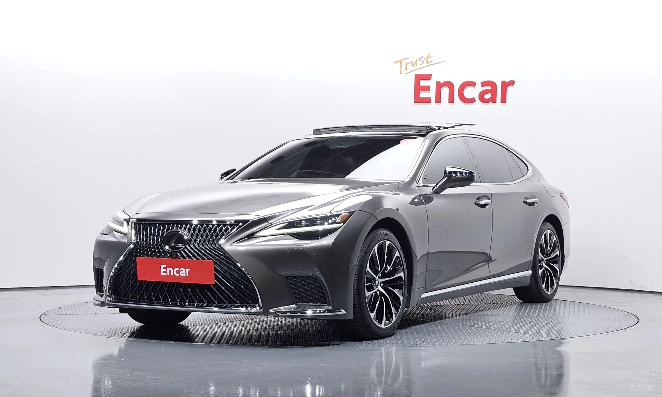 Lexus LS500 5th Generation