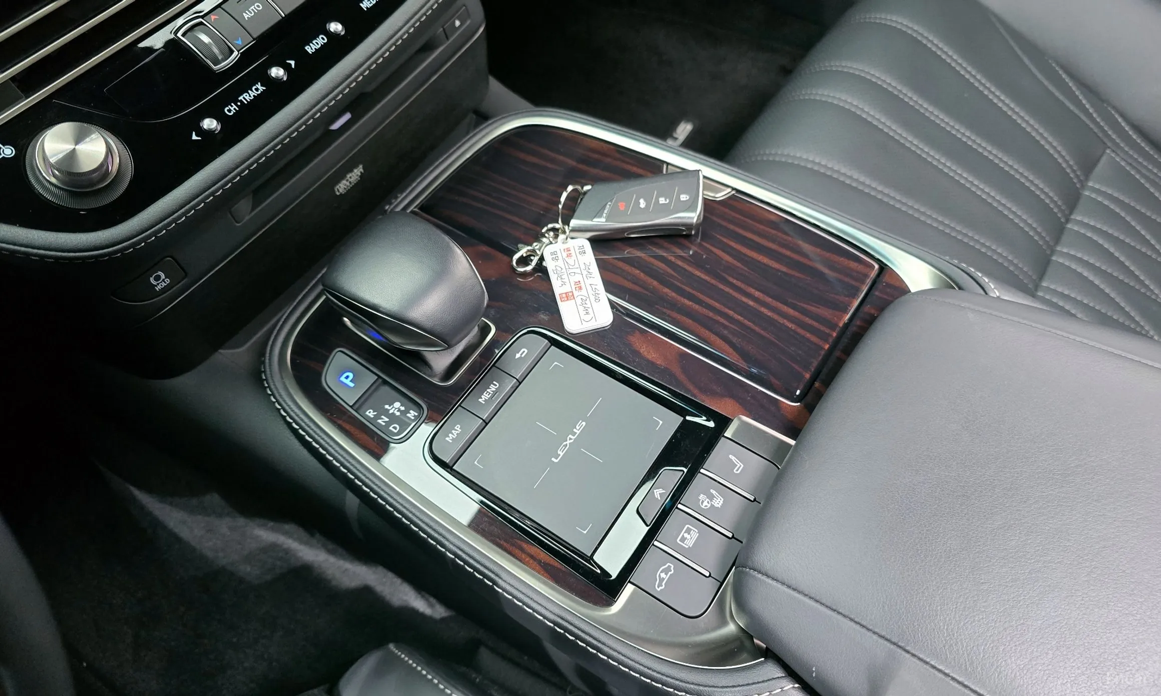 Lexus LS500 5th Generation превью 9