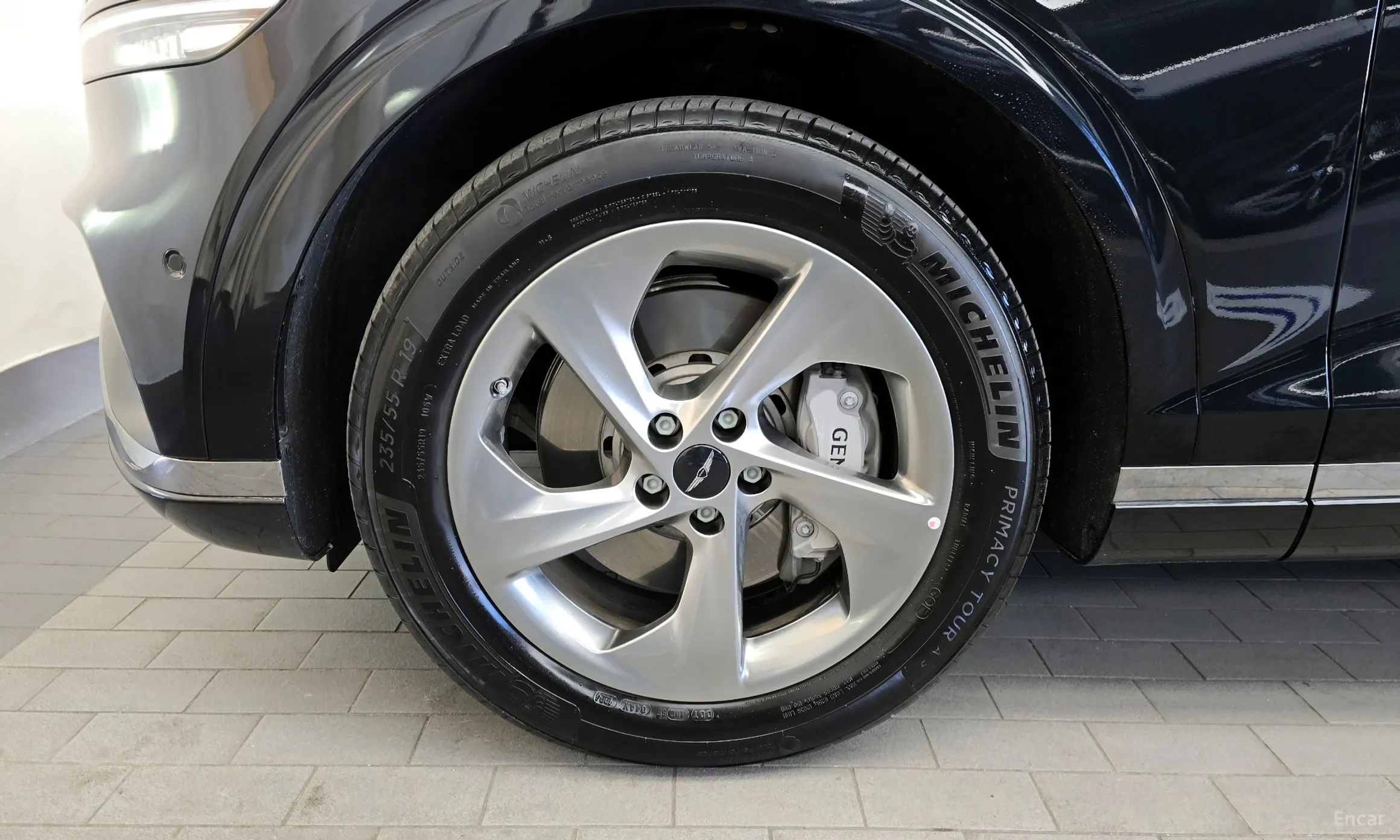 Genesis GV70 превью 5