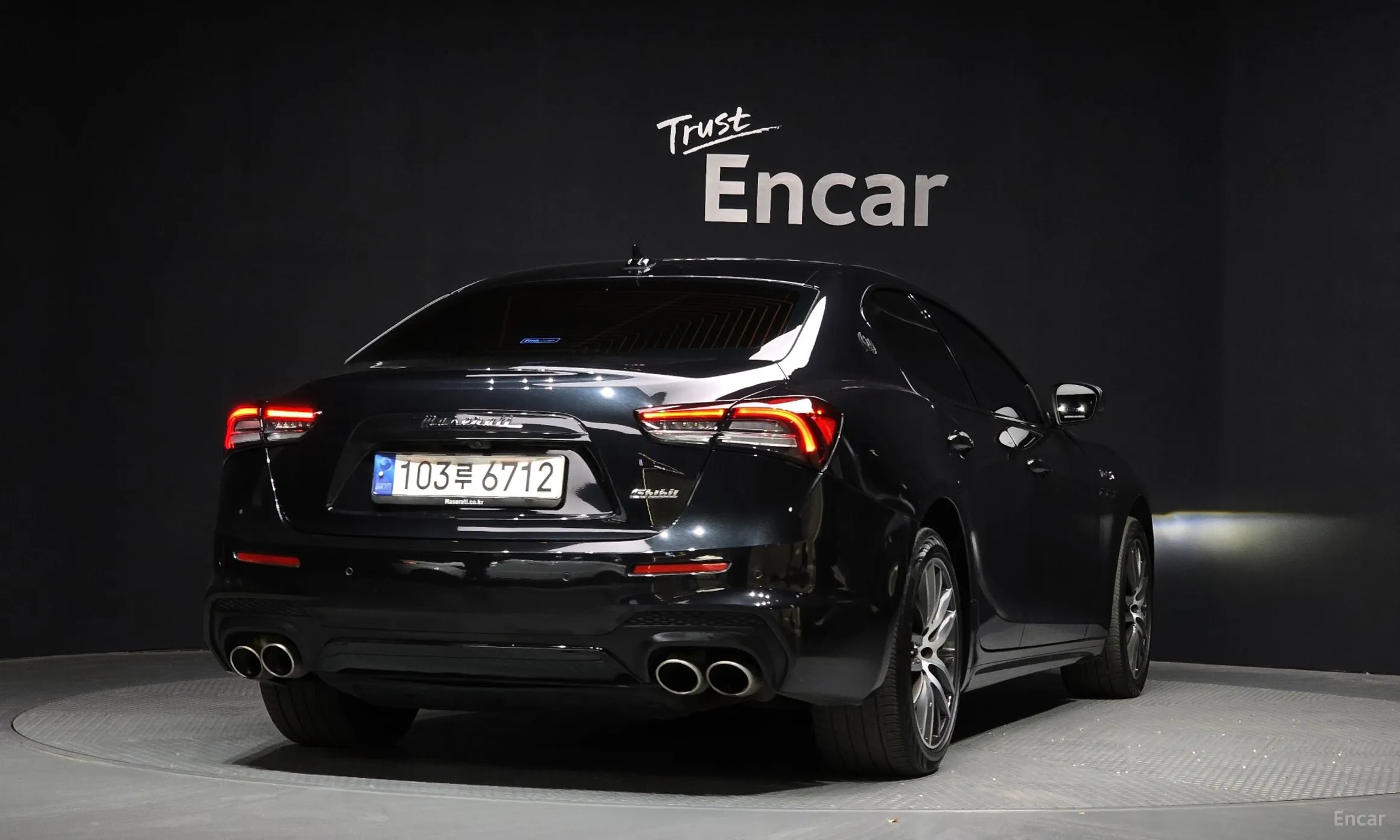 Maserati Ghibli превью 2
