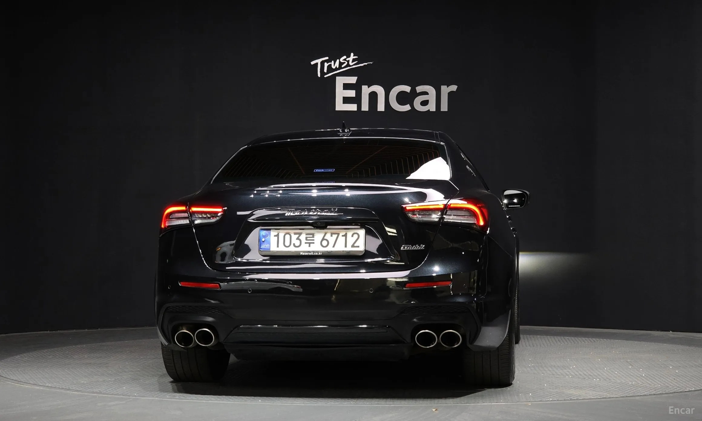 Maserati Ghibli превью 4