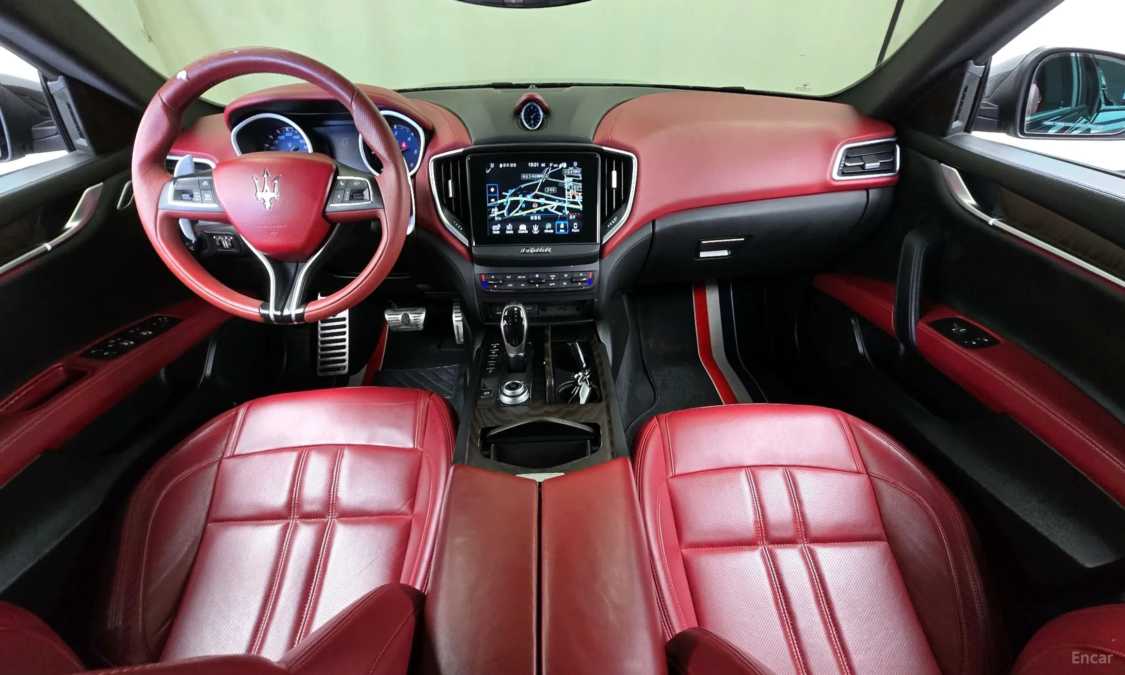 Maserati Ghibli превью 7