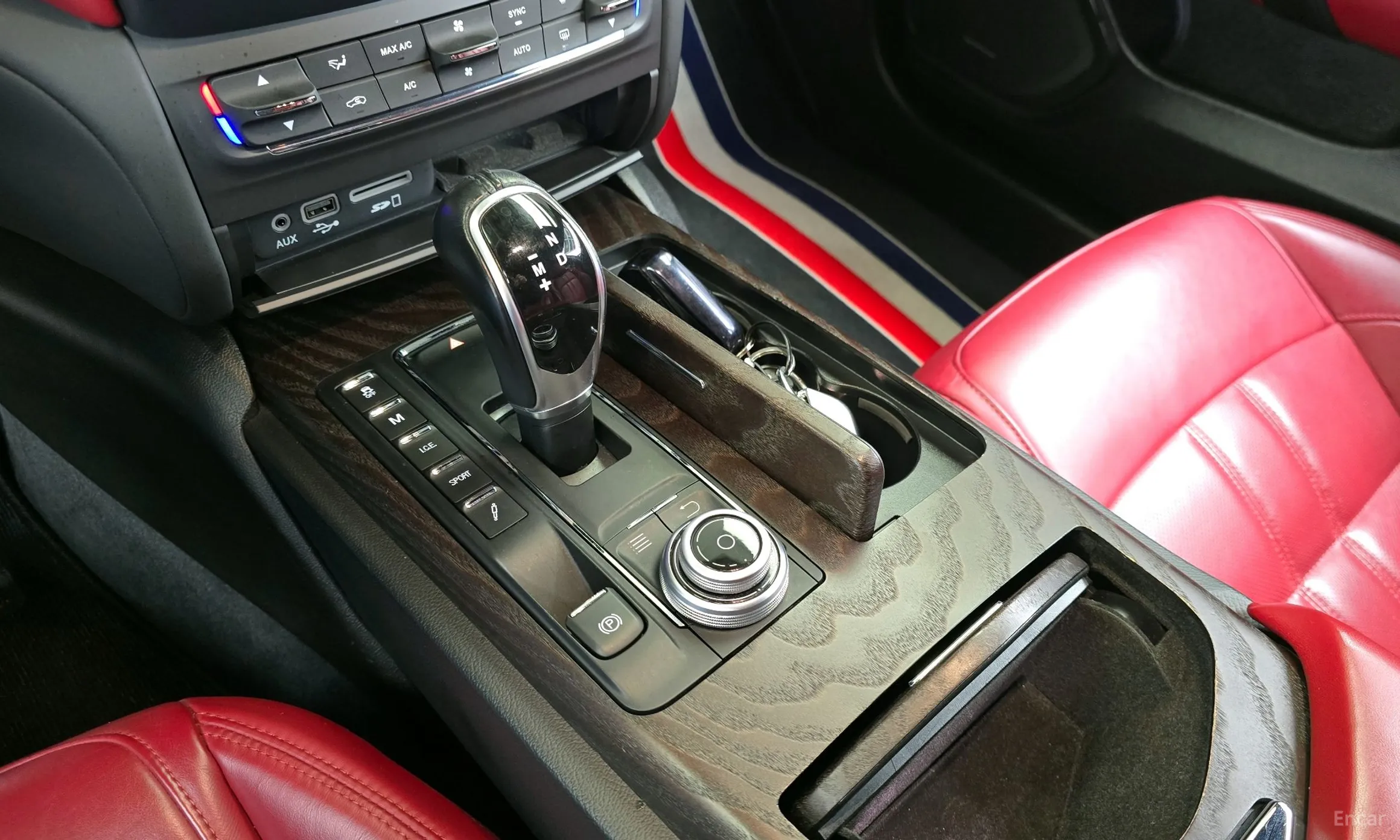 Maserati Ghibli превью 9