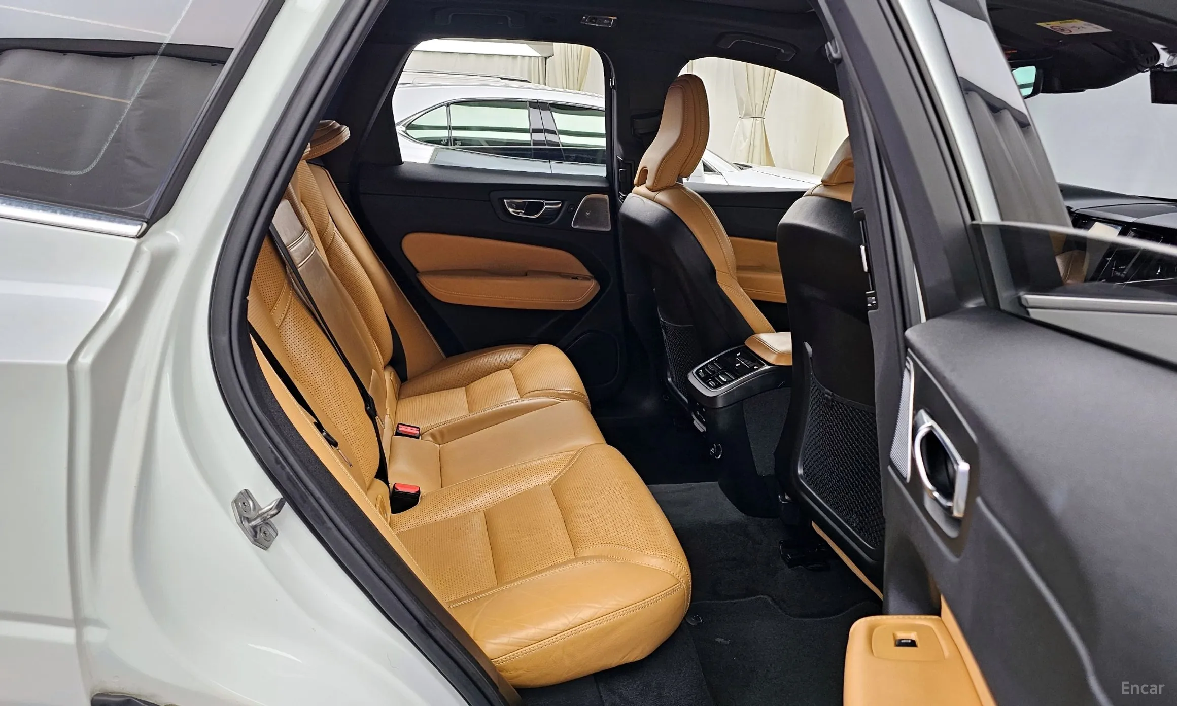 Volvo XC60 Gen 2 превью 12
