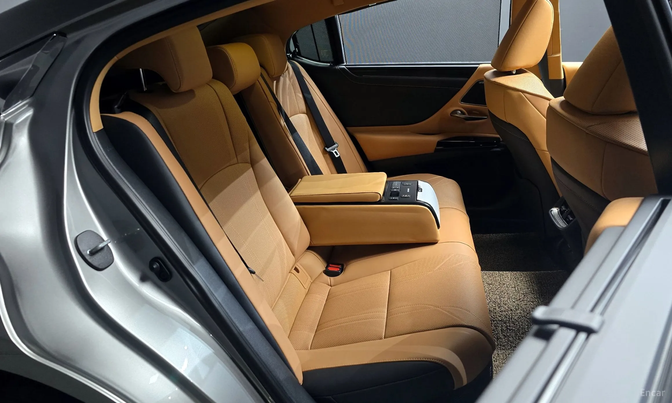 Lexus ES300h 7th Generation превью 12
