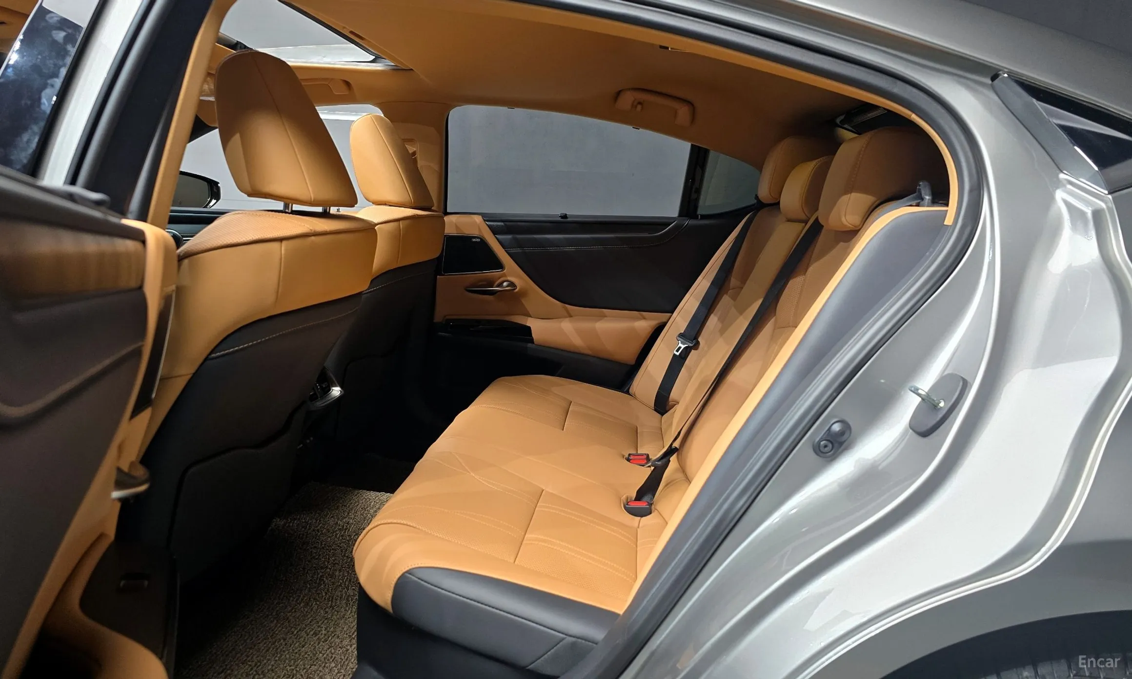 Lexus ES300h 7th Generation превью 13