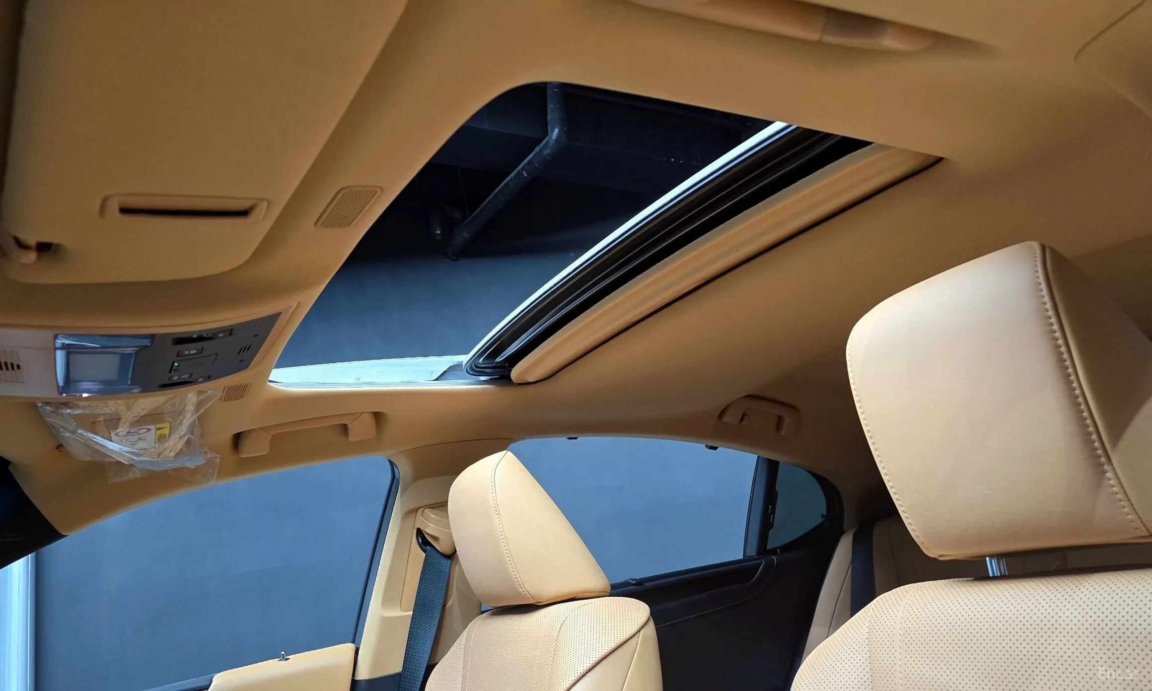 Lexus ES300h 7th Generation превью 18
