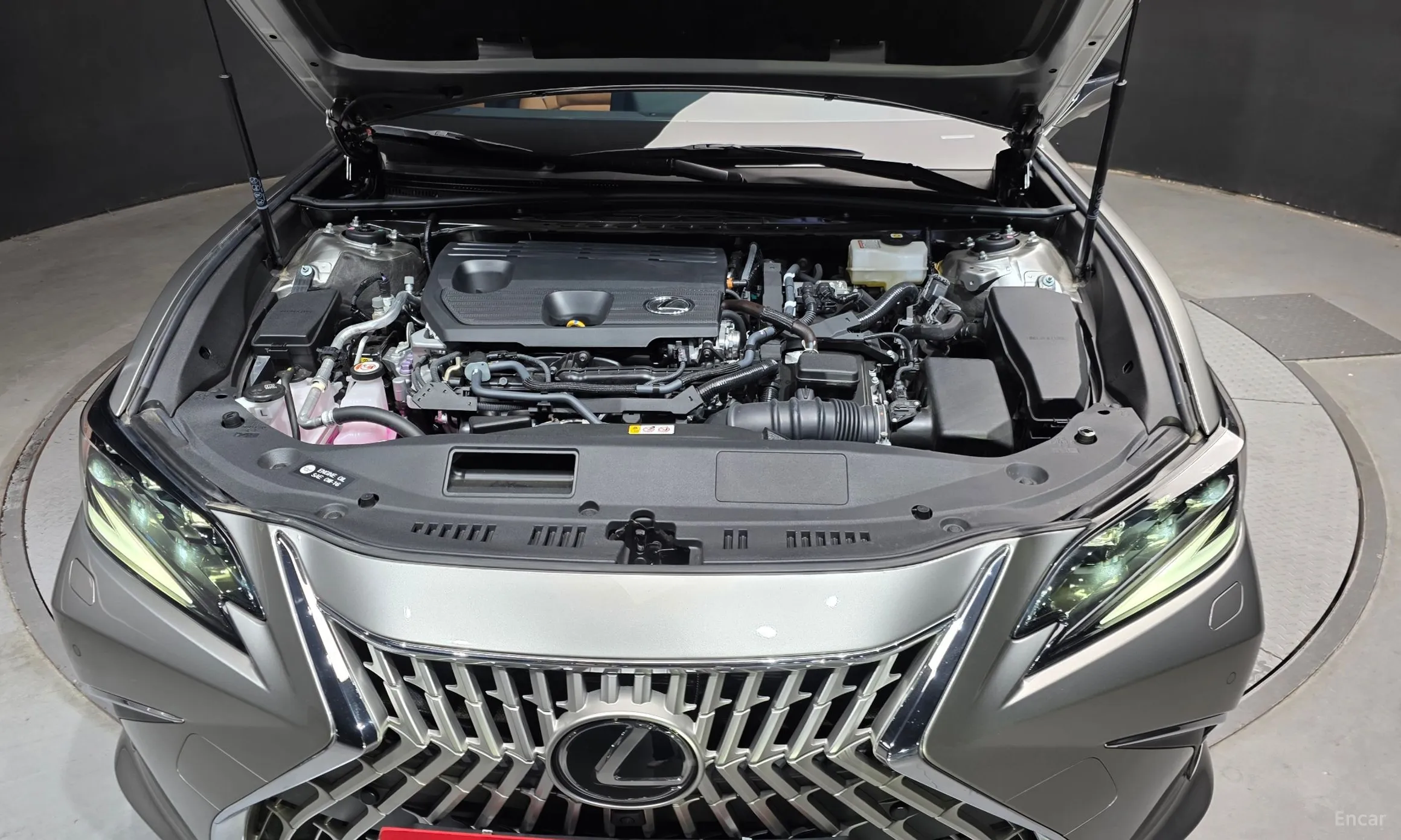 Lexus ES300h 7th Generation превью 6