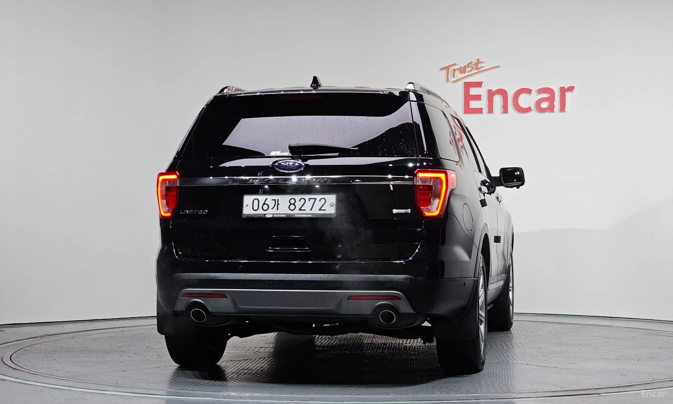 Ford Explorer превью 4