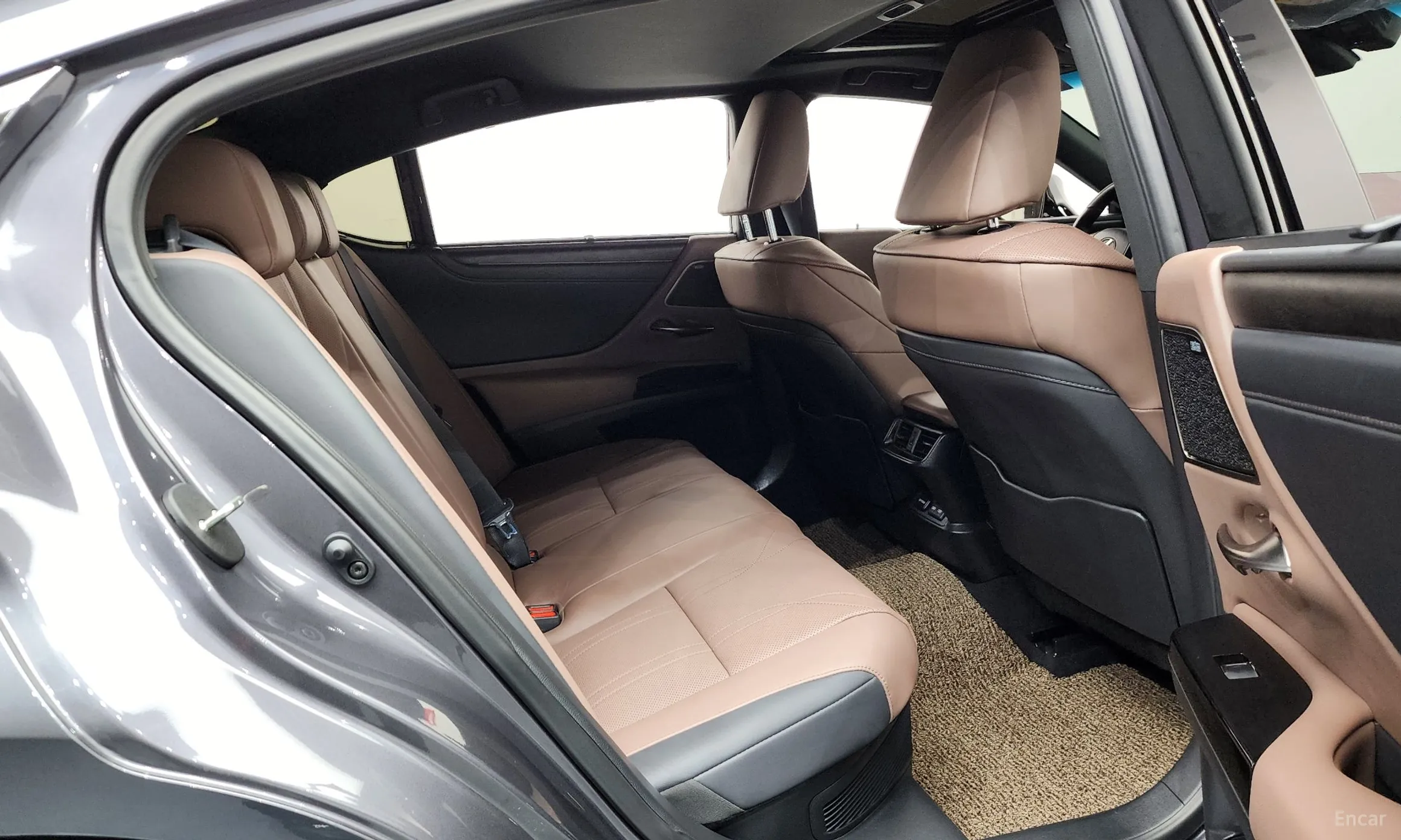 Lexus ES300h 7th Generation превью 12