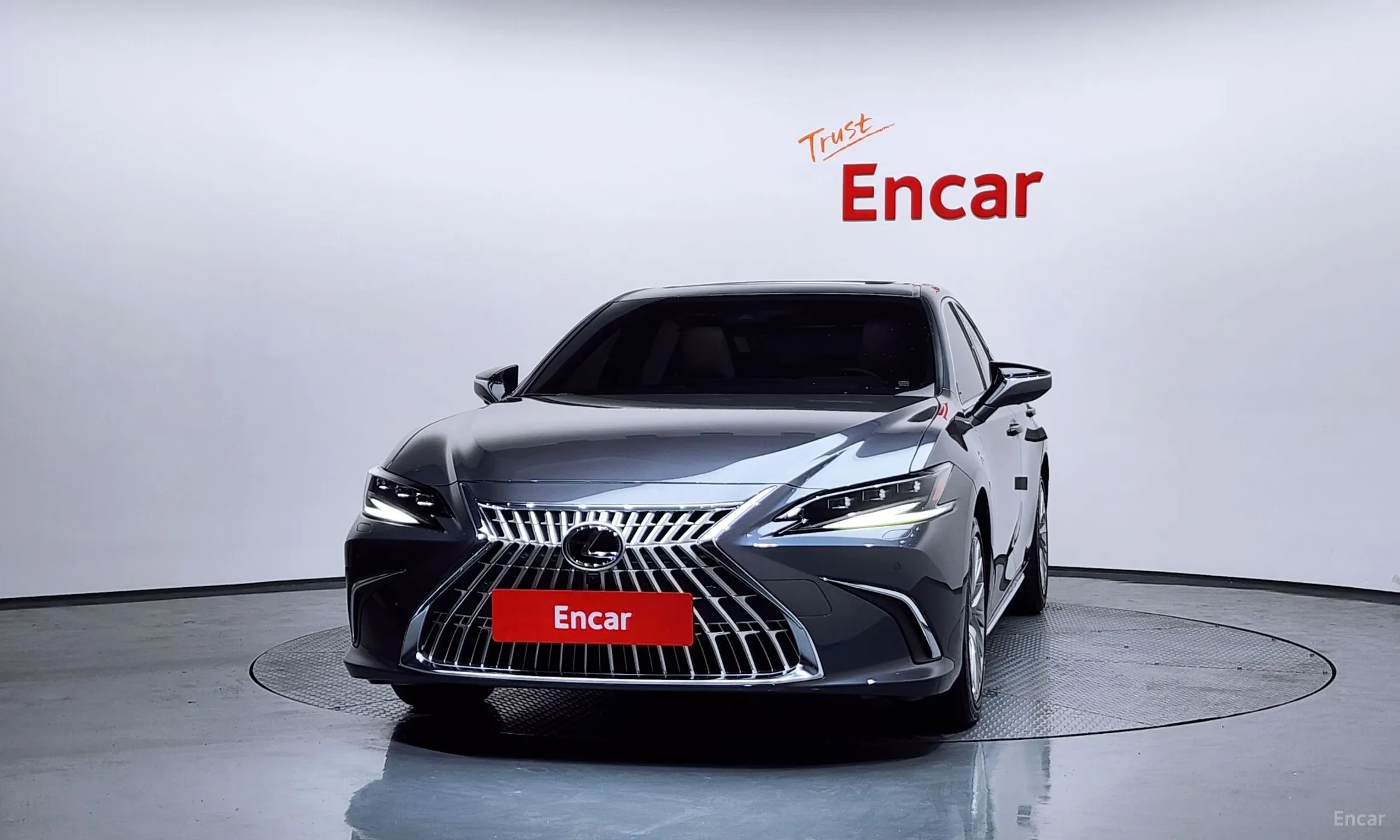 Lexus ES300h 7th Generation превью 3