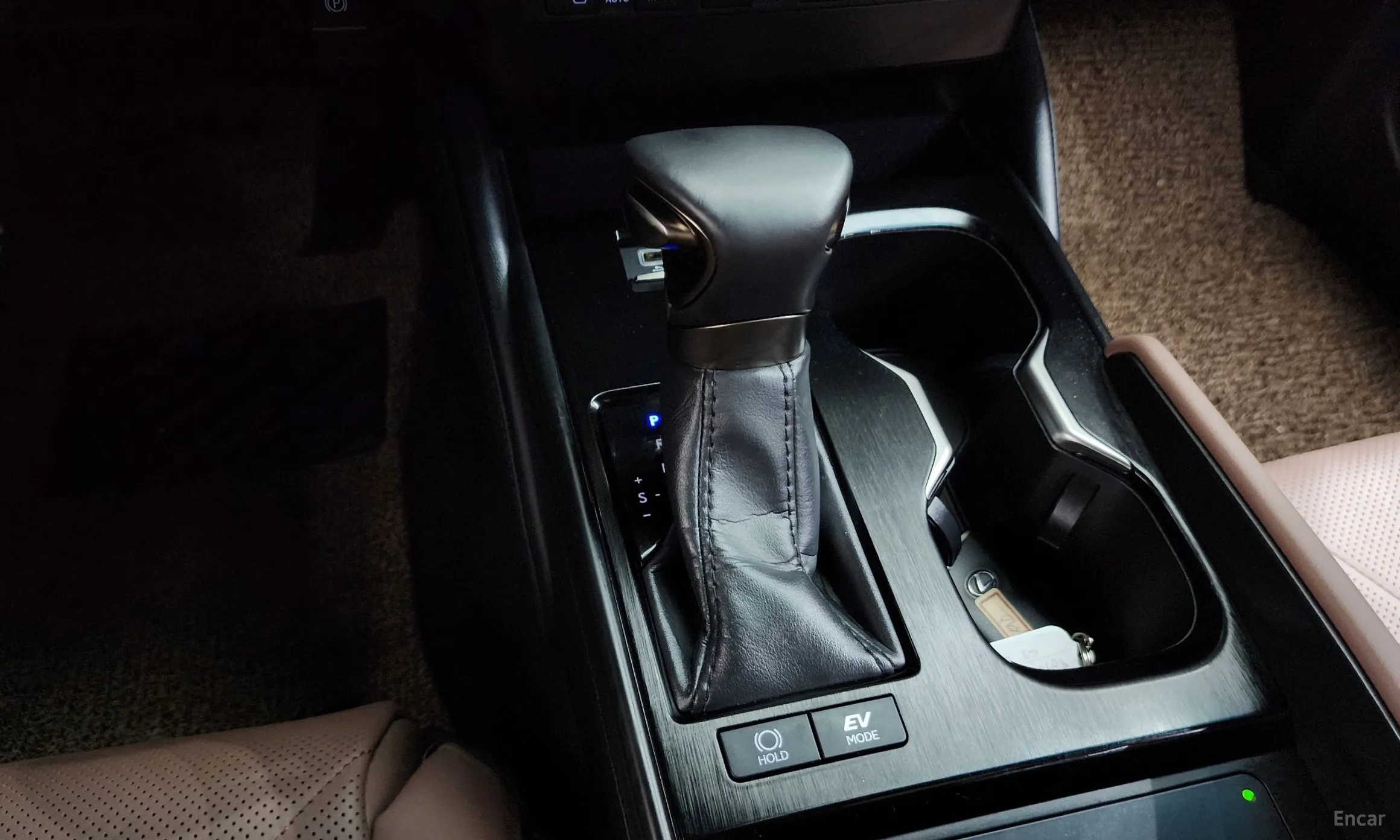 Lexus ES300h 7th Generation превью 9