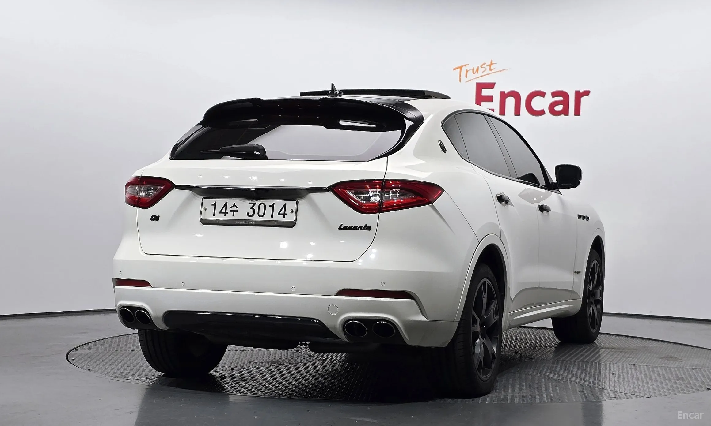 Maserati Levante превью 2