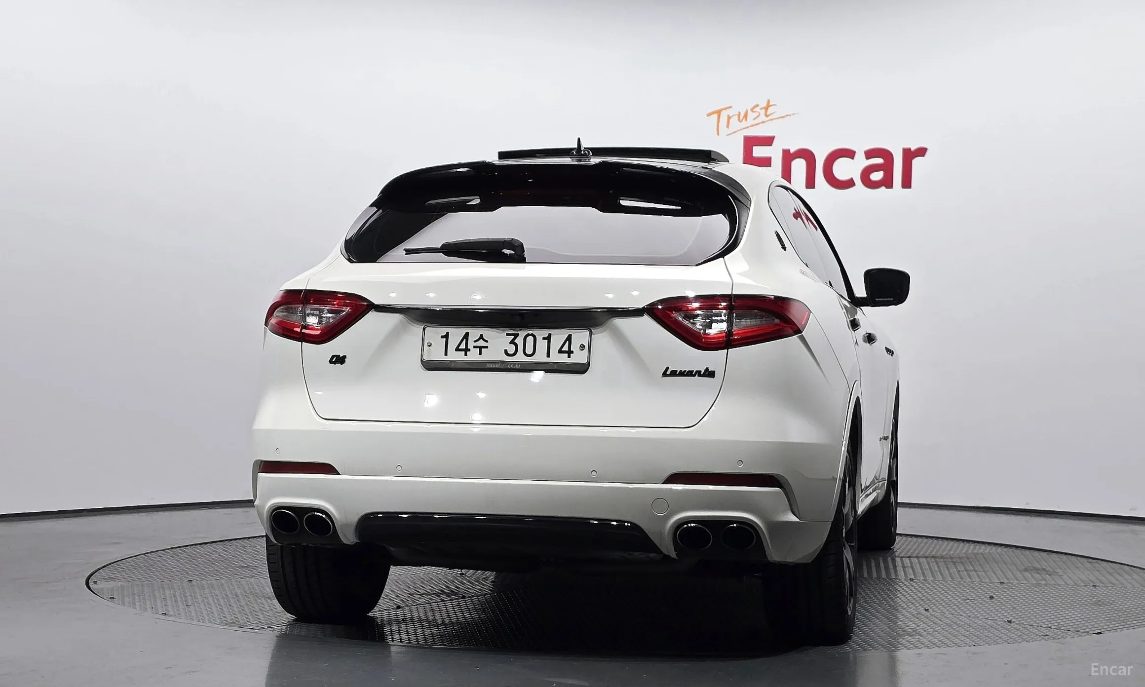 Maserati Levante превью 4