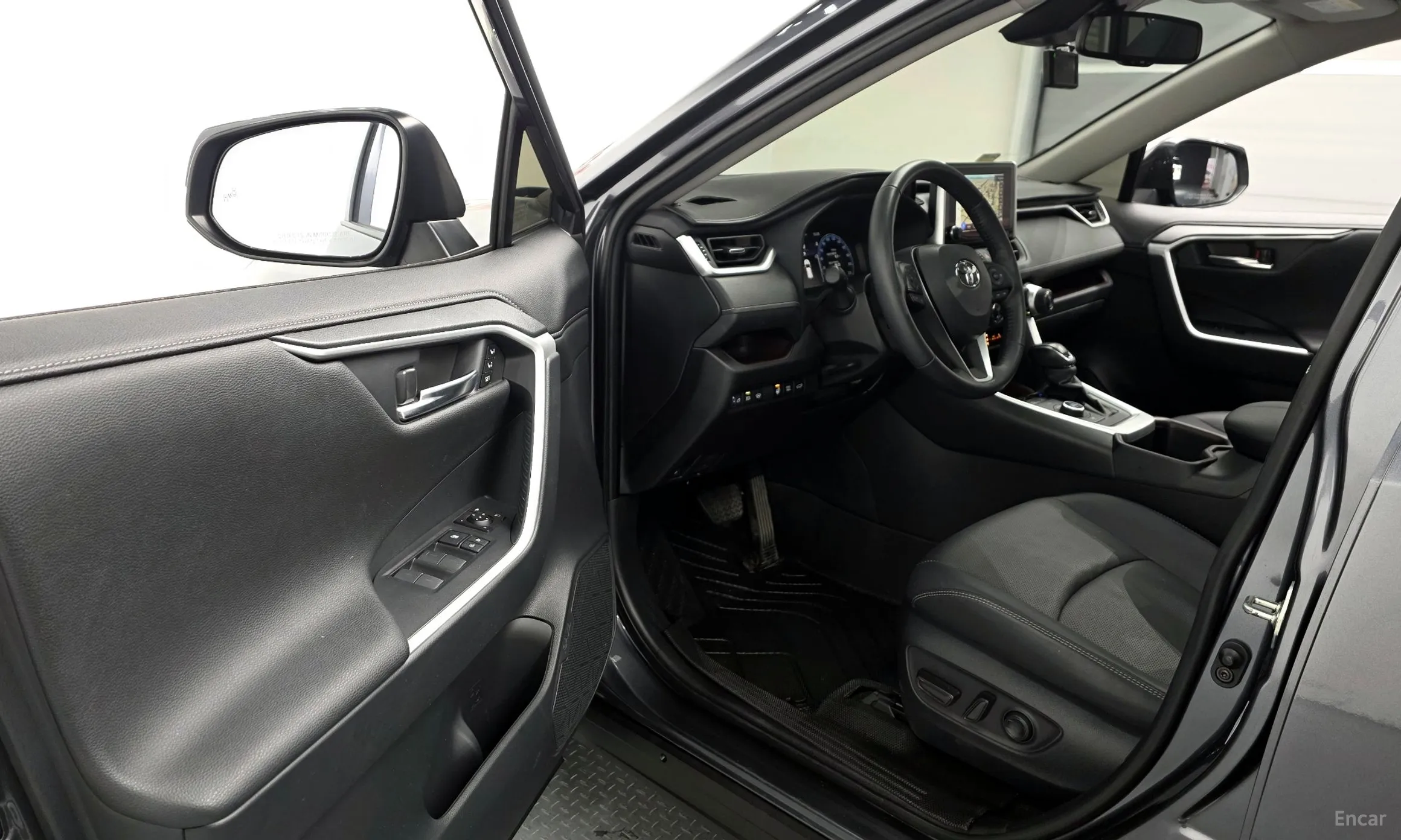 Toyota RAV4 5th Generation превью 10