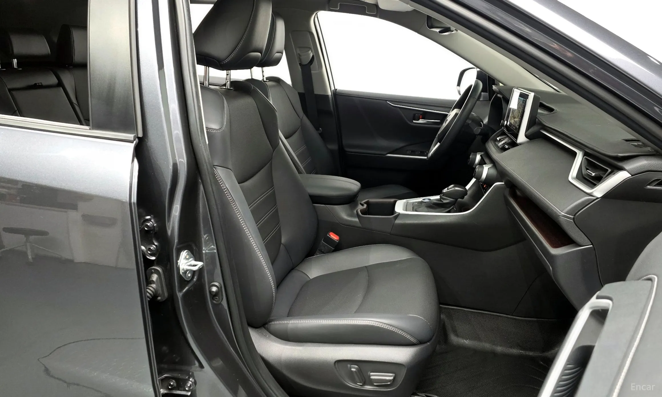 Toyota RAV4 5th Generation превью 11