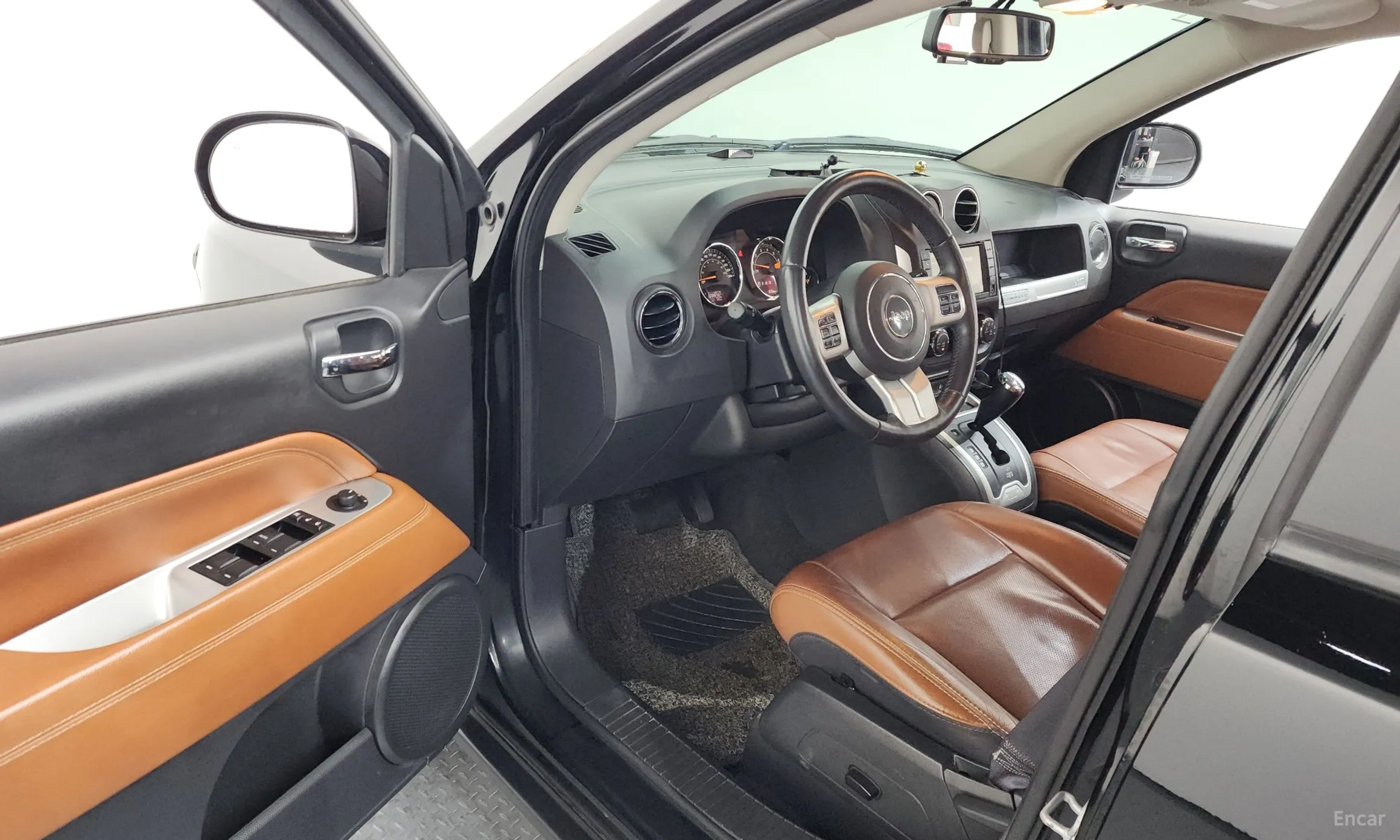 Jeep Compass превью 10