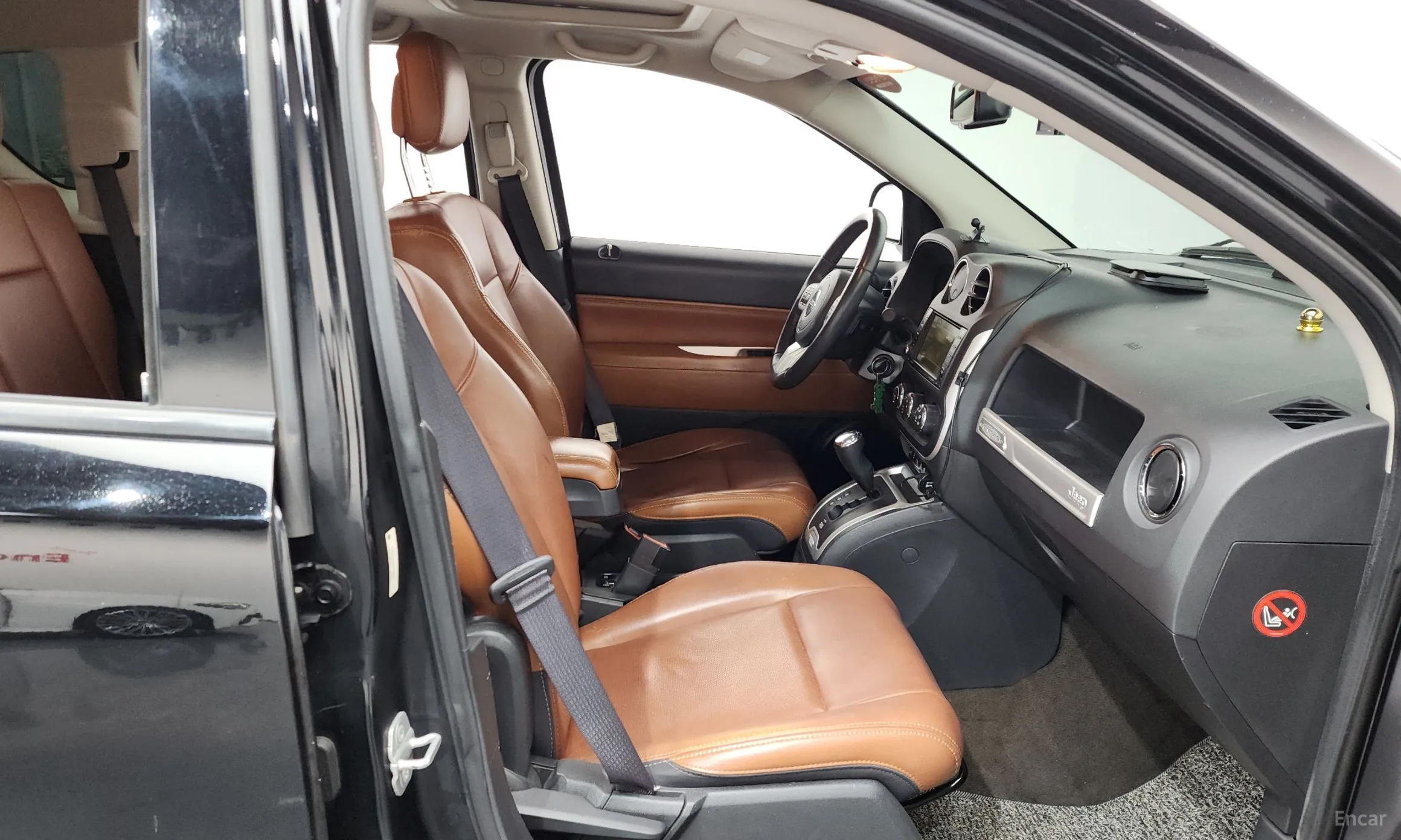 Jeep Compass превью 11