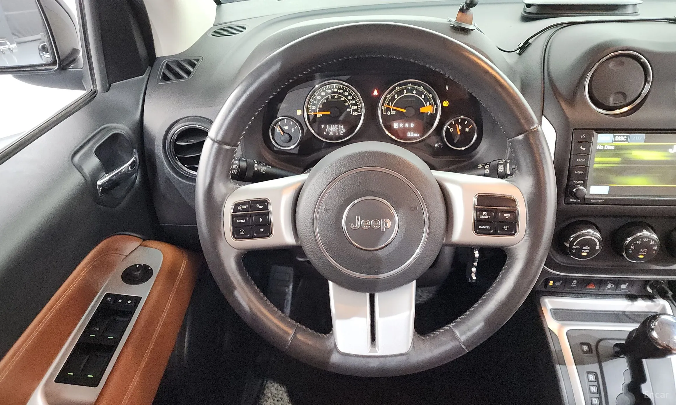 Jeep Compass превью 13