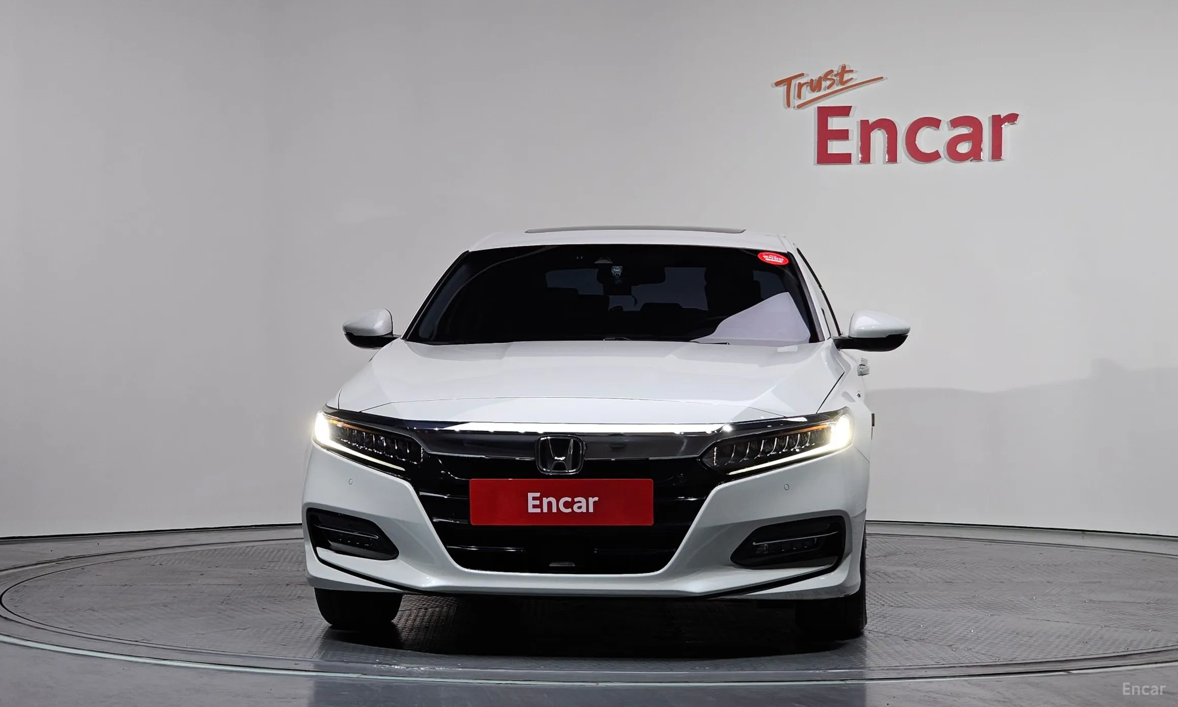 Honda Accord 10th Generation превью 3