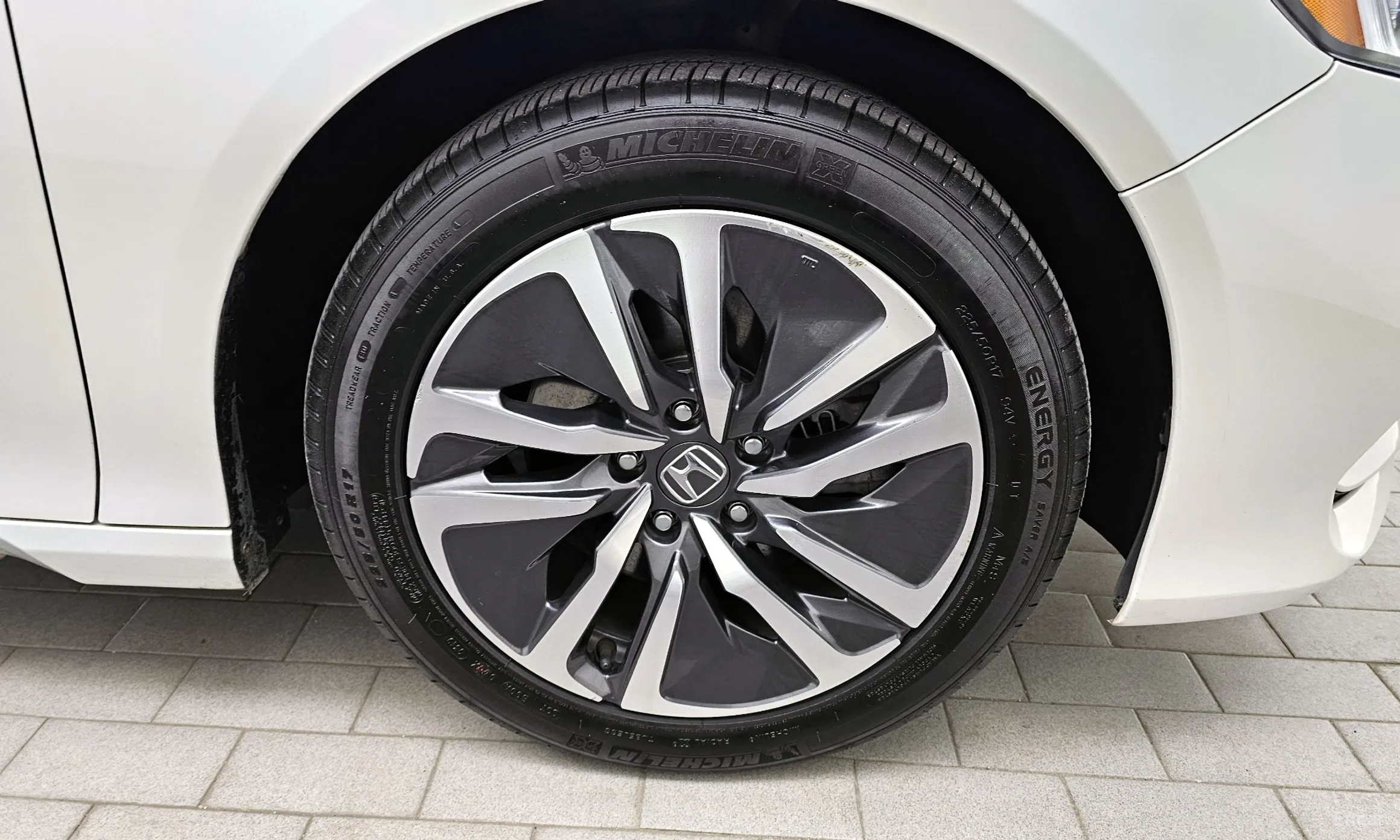 Honda Accord 10th Generation превью 5